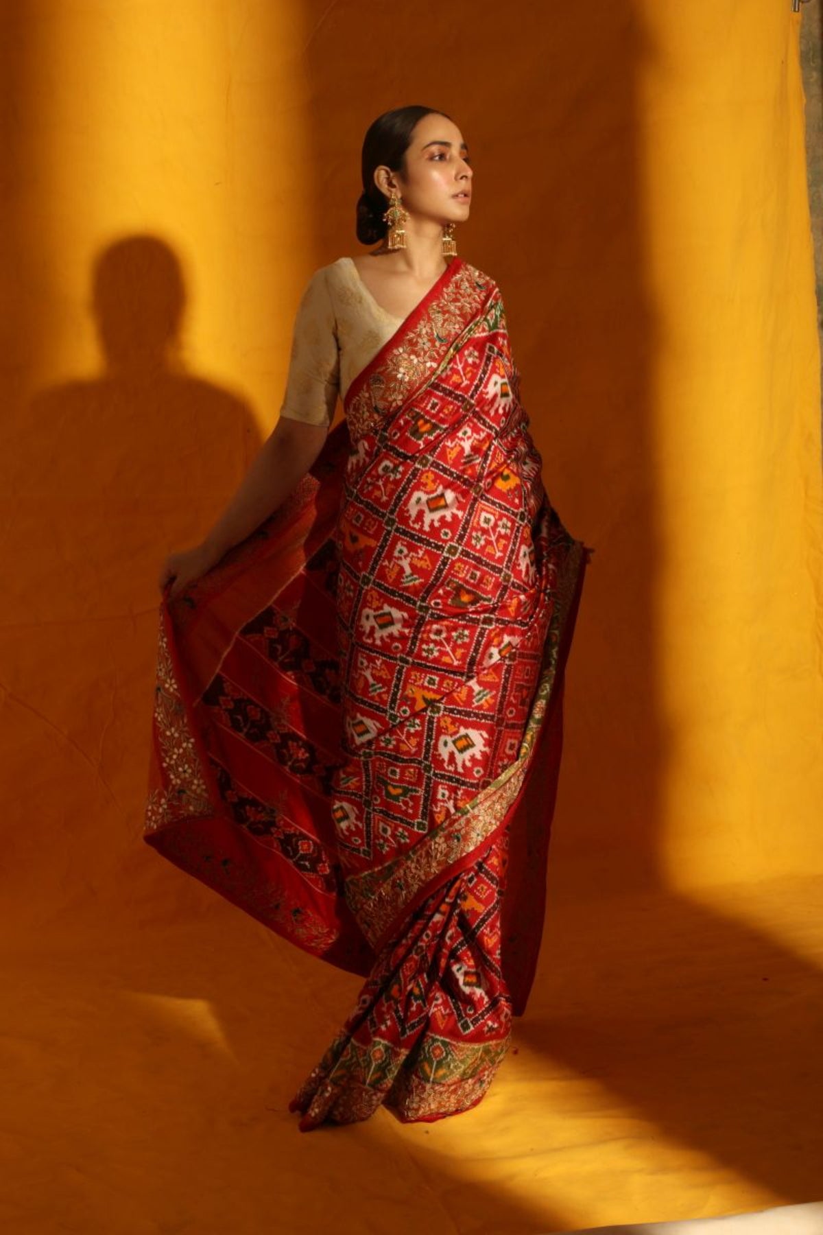 The Akriti Kakkar Red Pochampalli Ikkat Saree