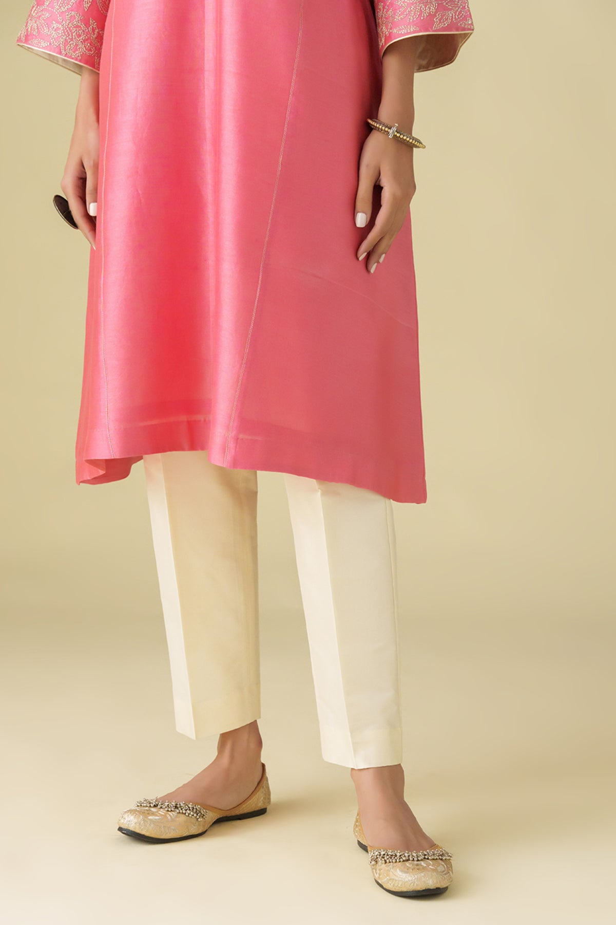 Pink Zari Embrodiery Gulzar Kurta