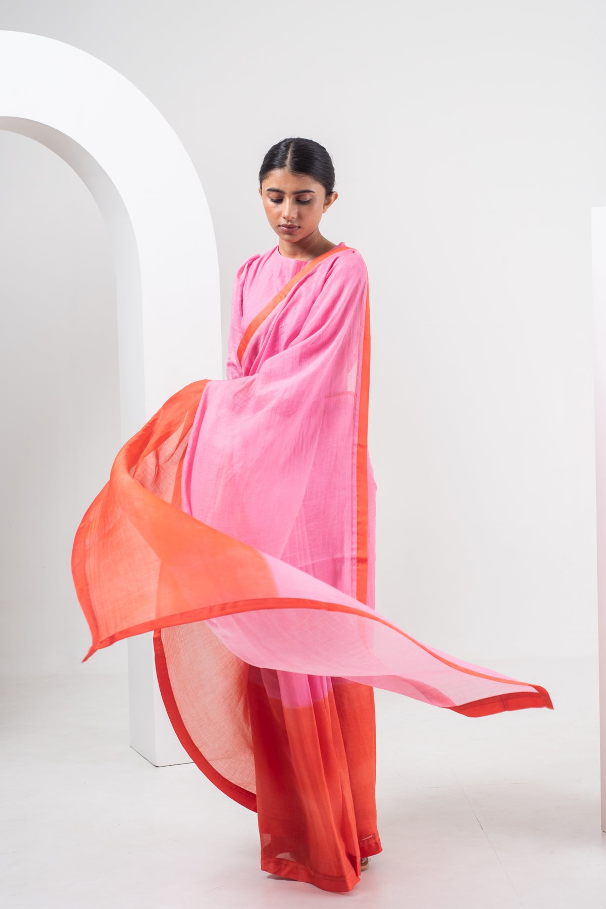 Red And Pink Ombre Chanderi Silk Saree Set