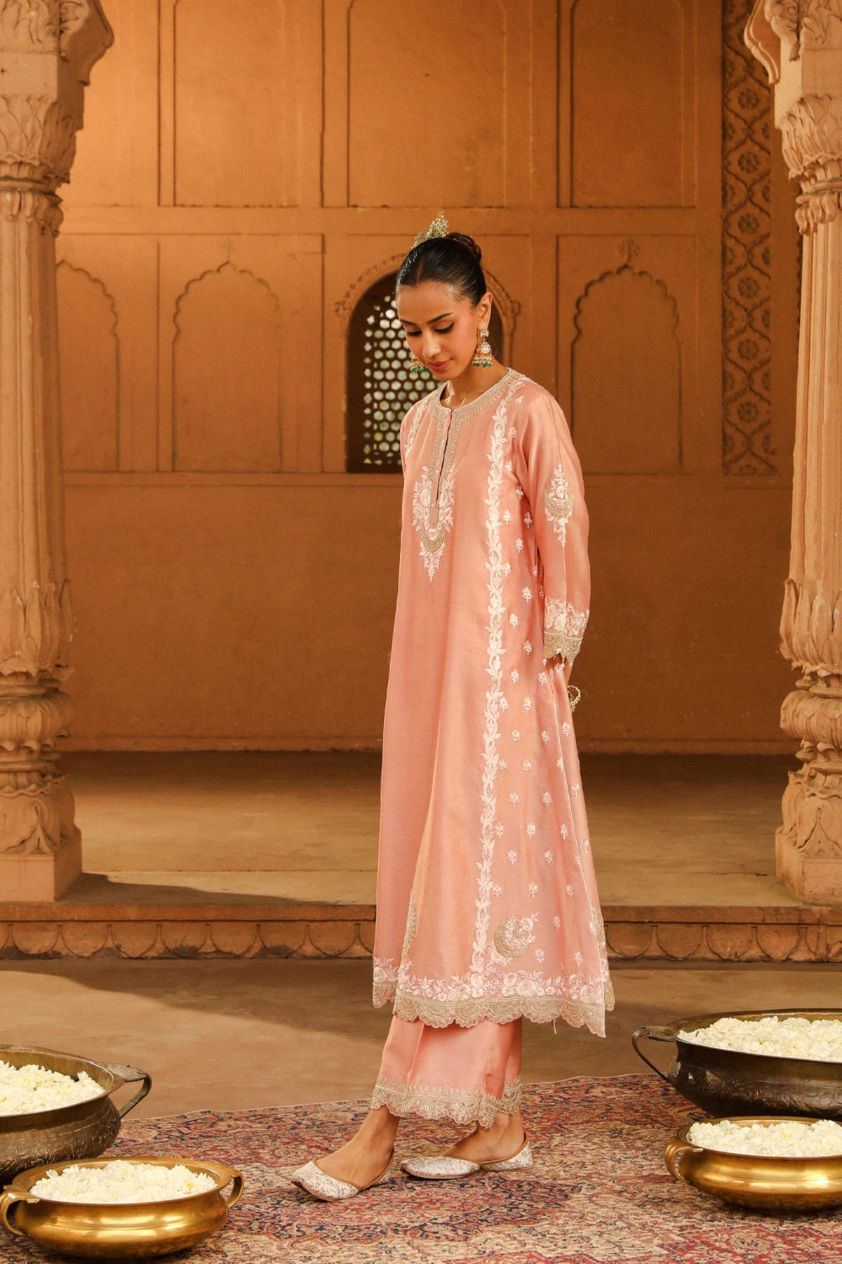 Off-Rose Yasna Kurta Set