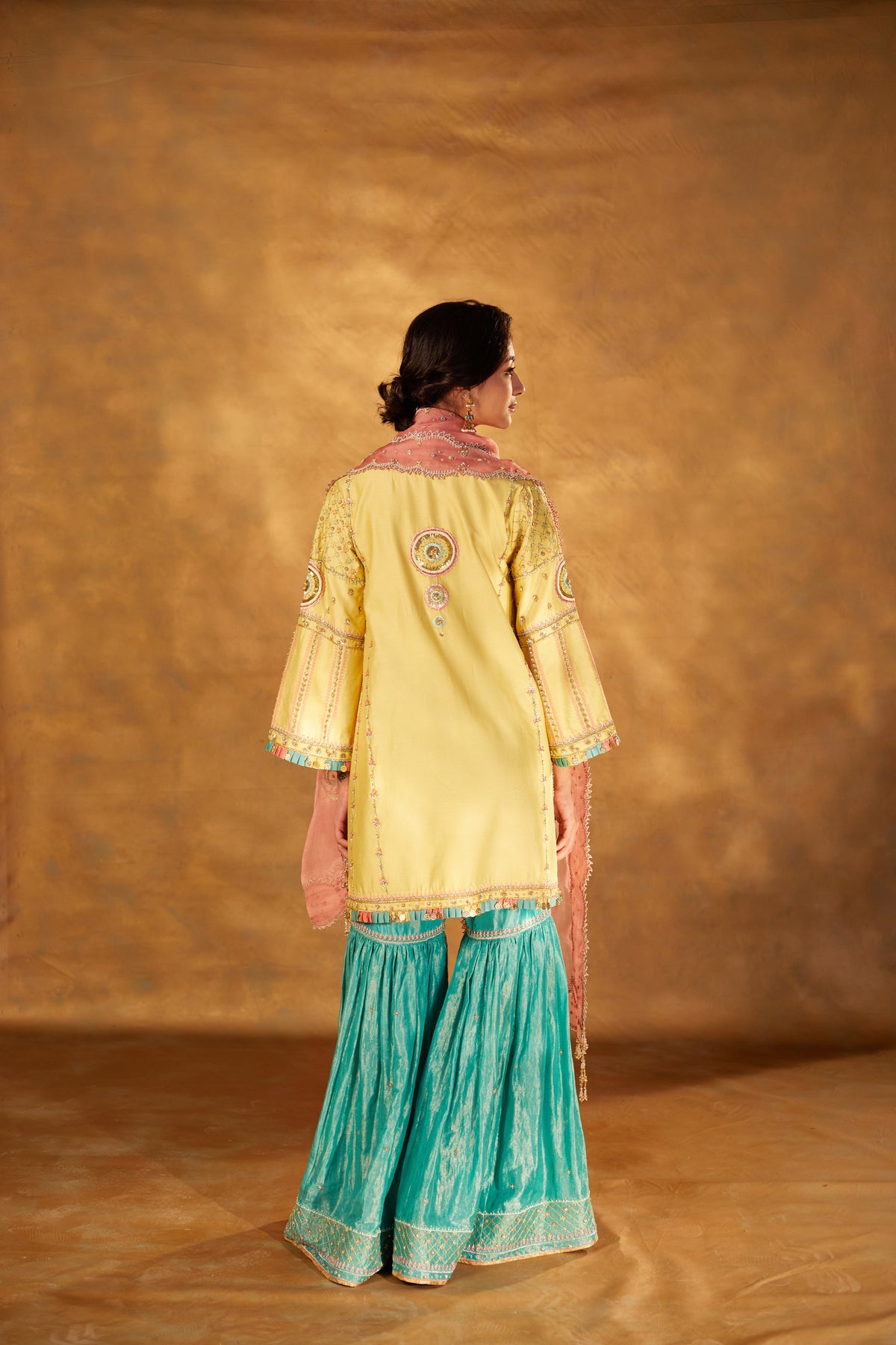 Asees Embroidered Chanderi Kurta Set