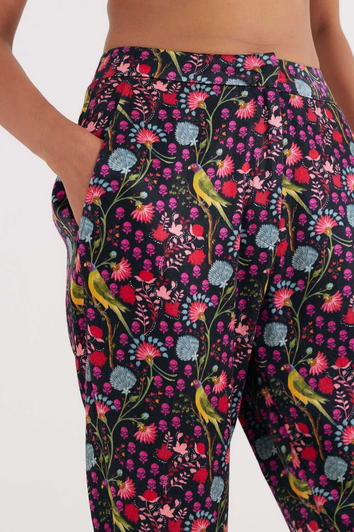 Black Mashroo Parrot Print Pant