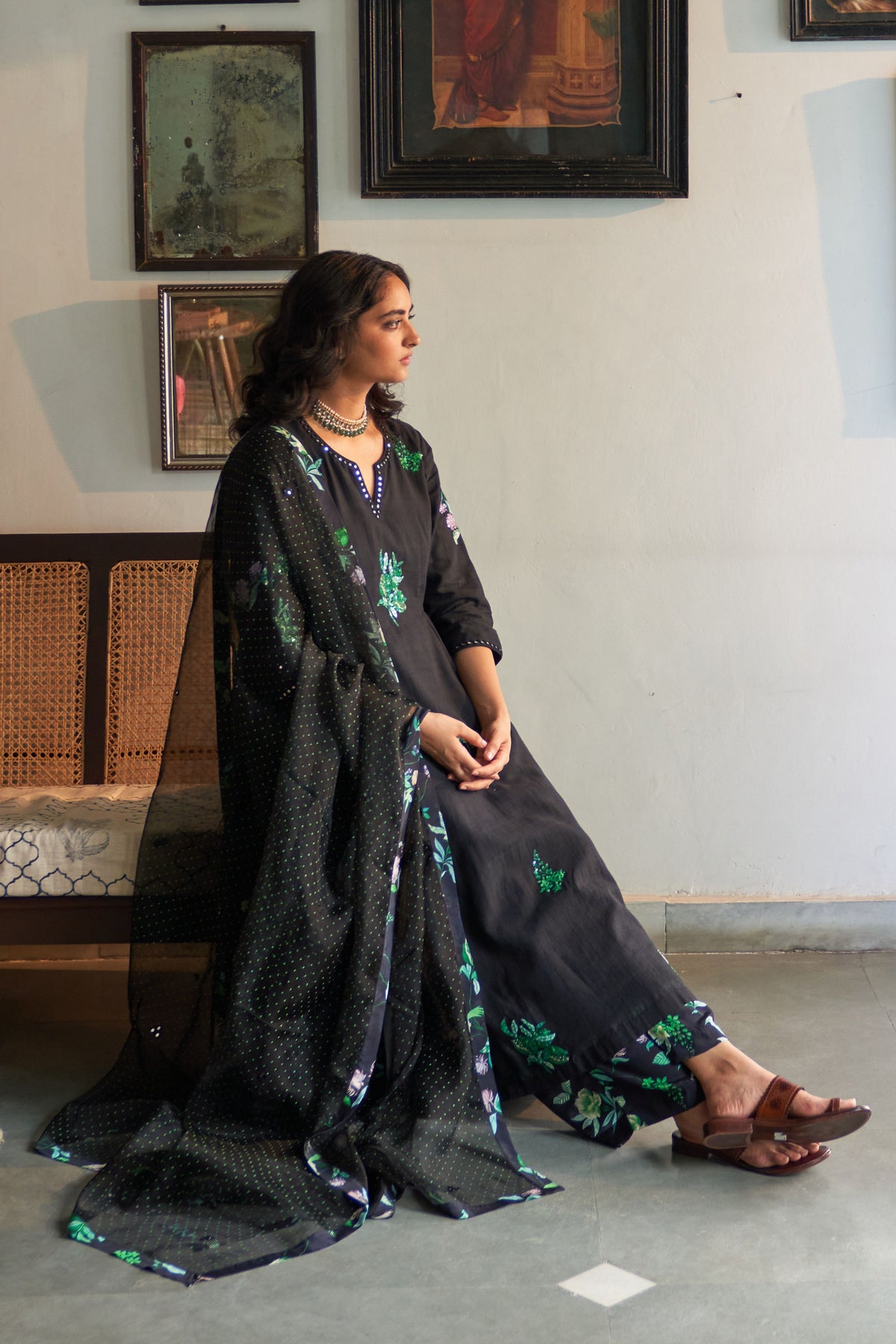 Raat Ki Rani Kurta Set