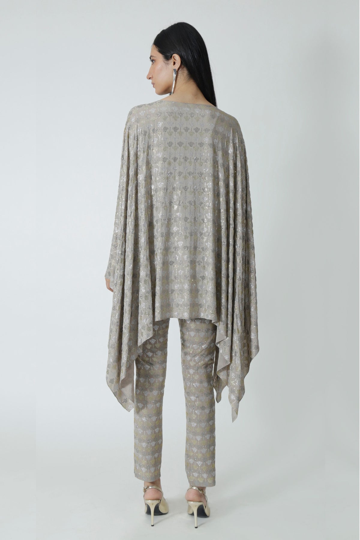 Cecelia Cape Set