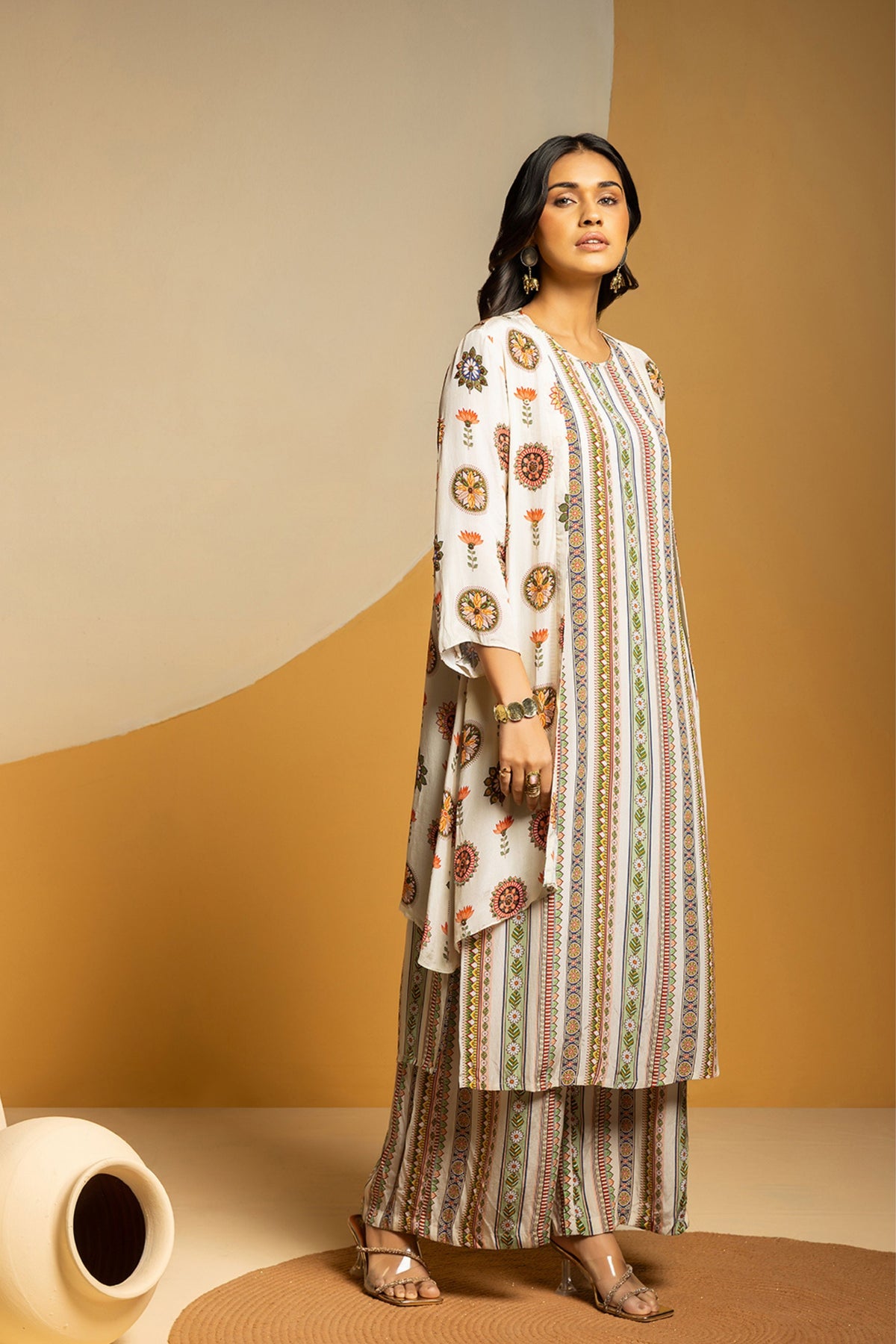 Taarani Jacket Set