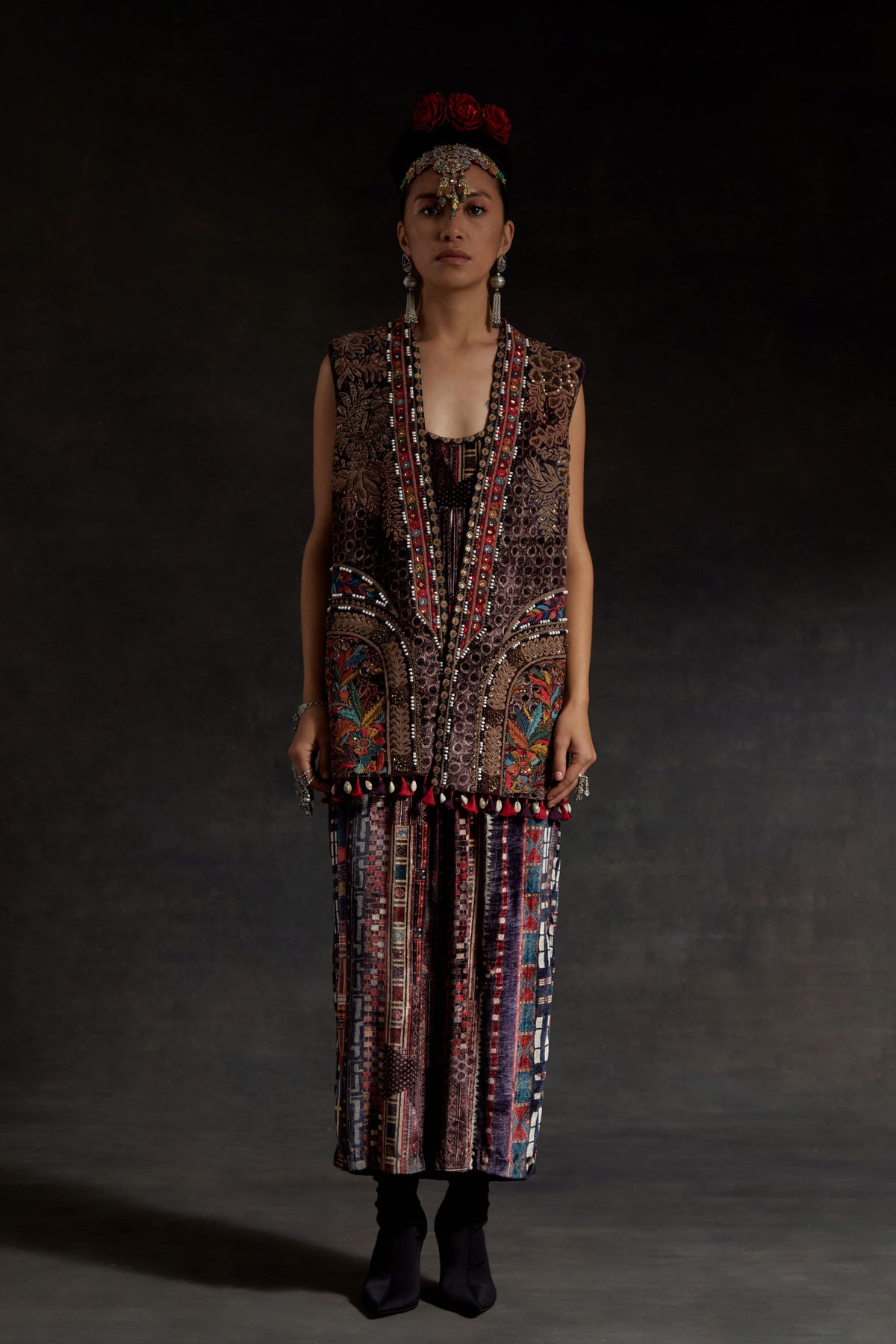 Ruhi Sleeveless Jacket