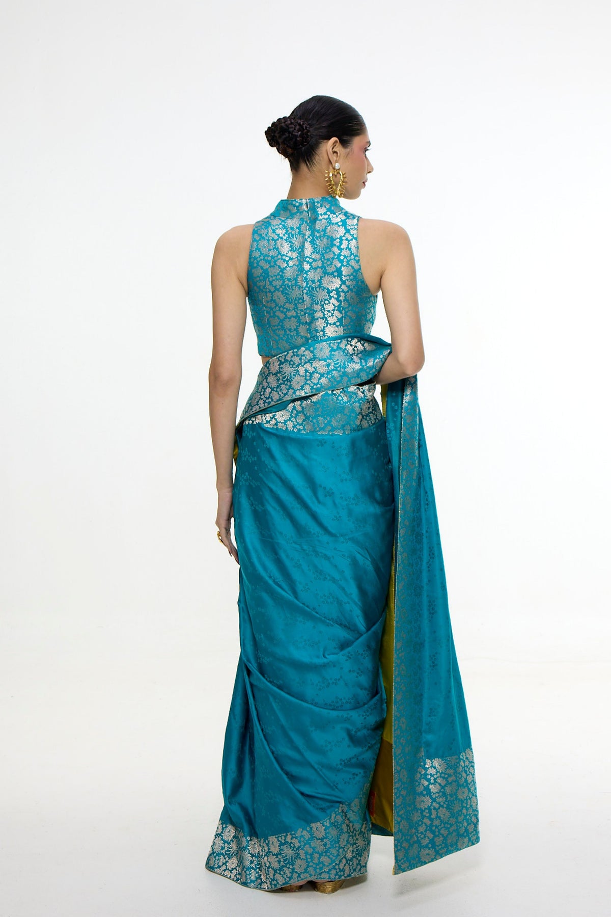Handwoven Coral Blue Saree