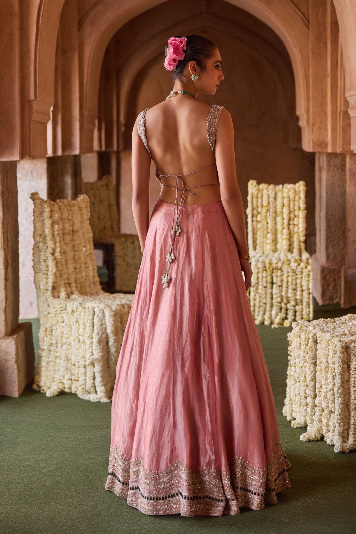 Tiyara Lehenga Set