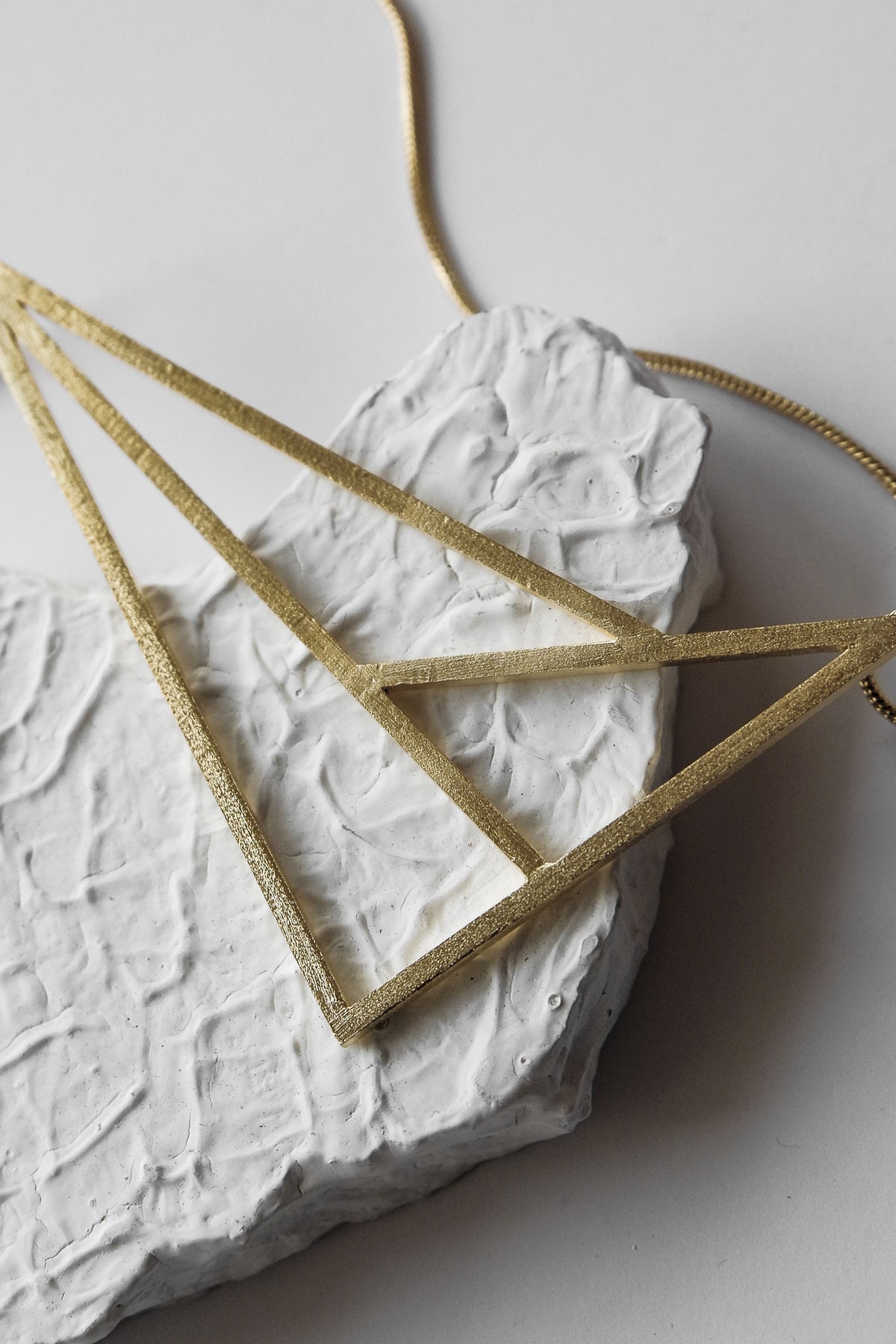 Line Art Golden Necklace