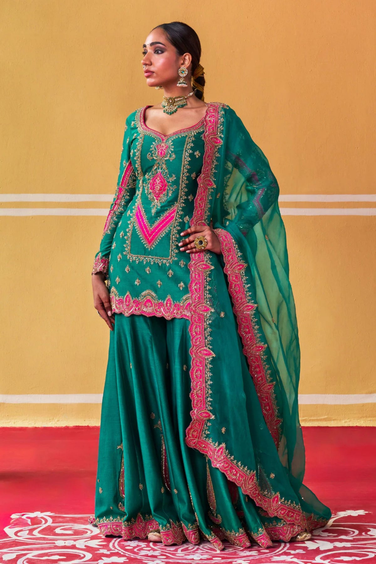 Suhani Sharara Set