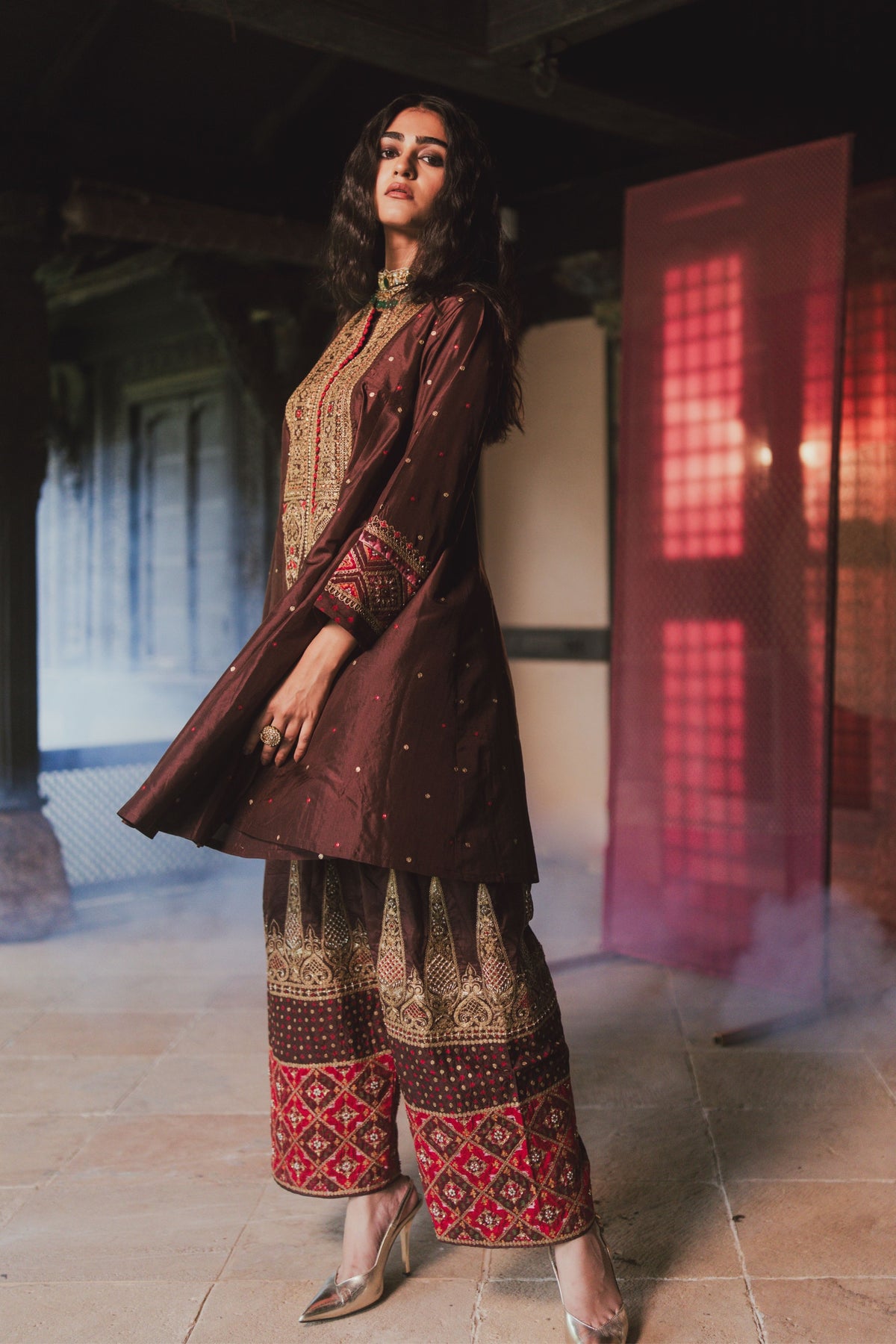 Rutvee Brown Kurta Set