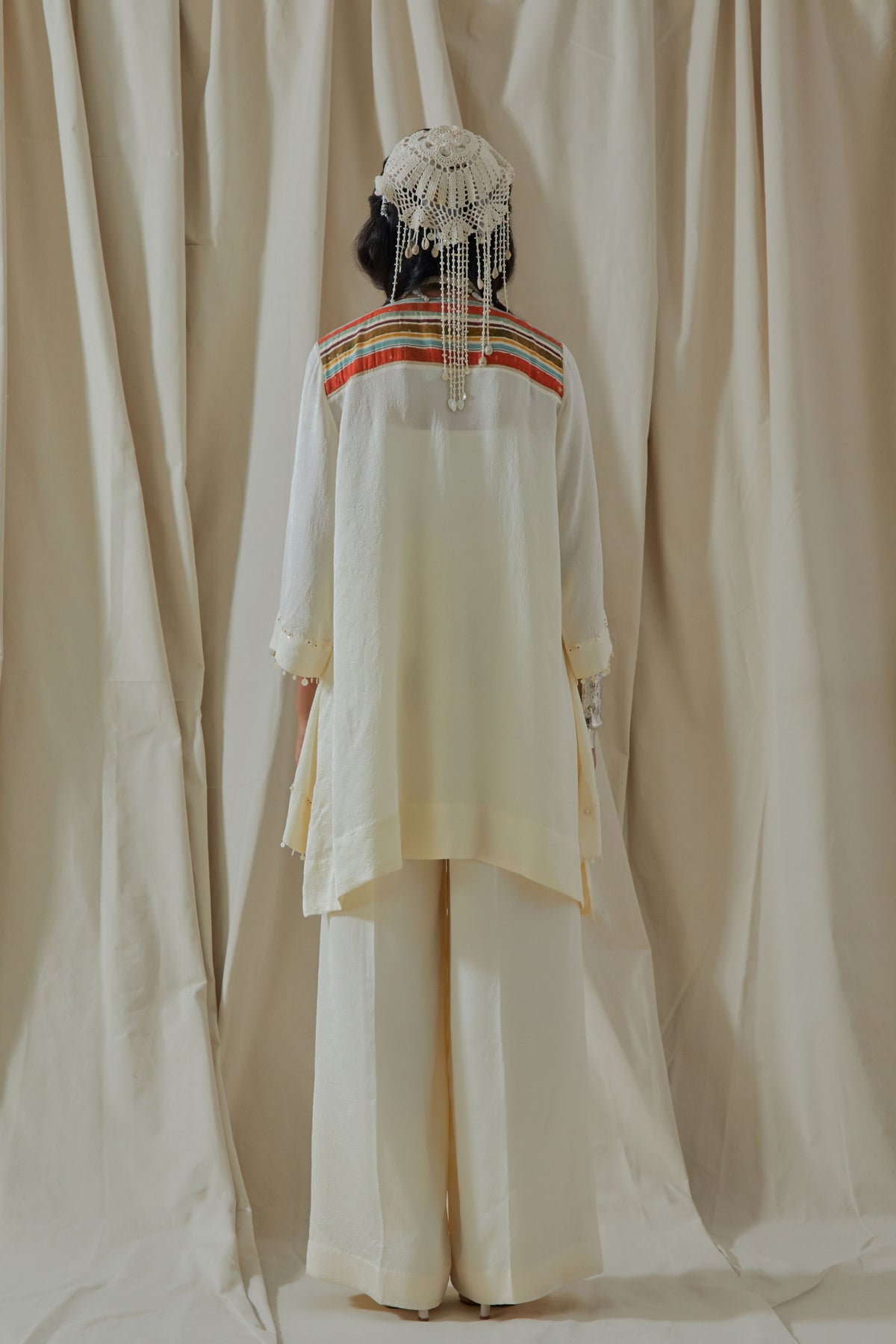 Mogra Mitra Short Kurta Set