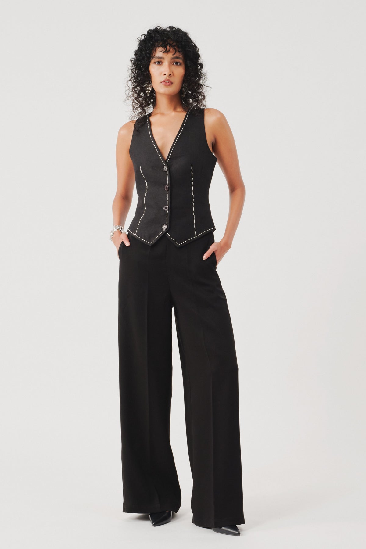 Bearer Linen Waistcoat