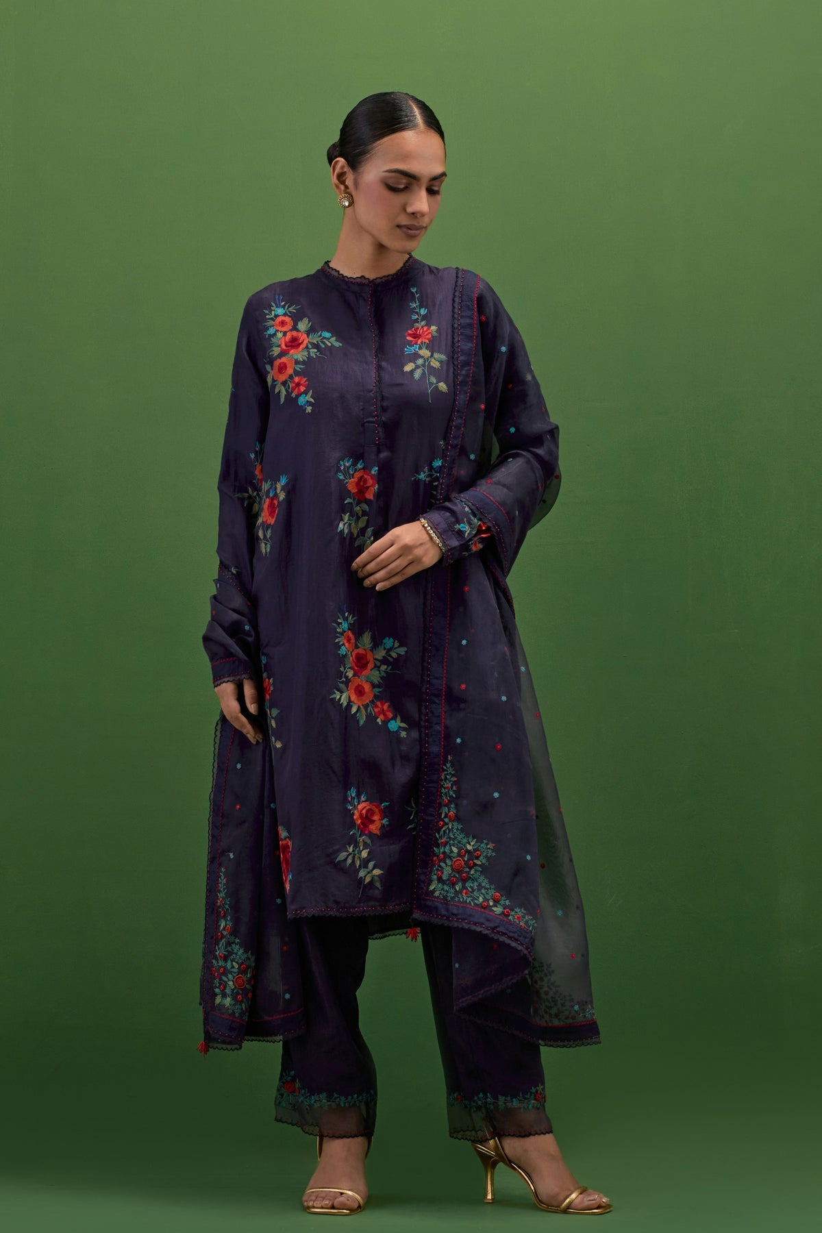 Midnight Roses Kurta Set