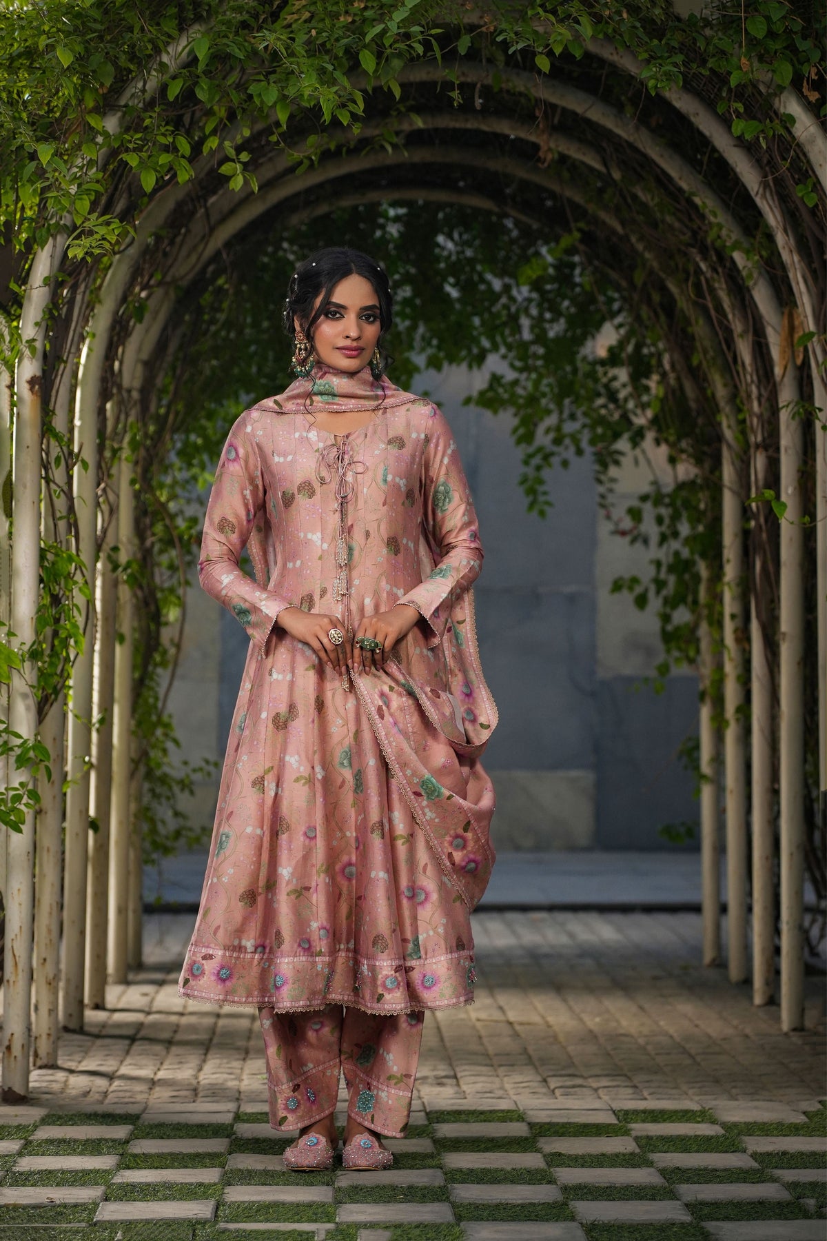 Mughal Bano Kalidar Set in Peach