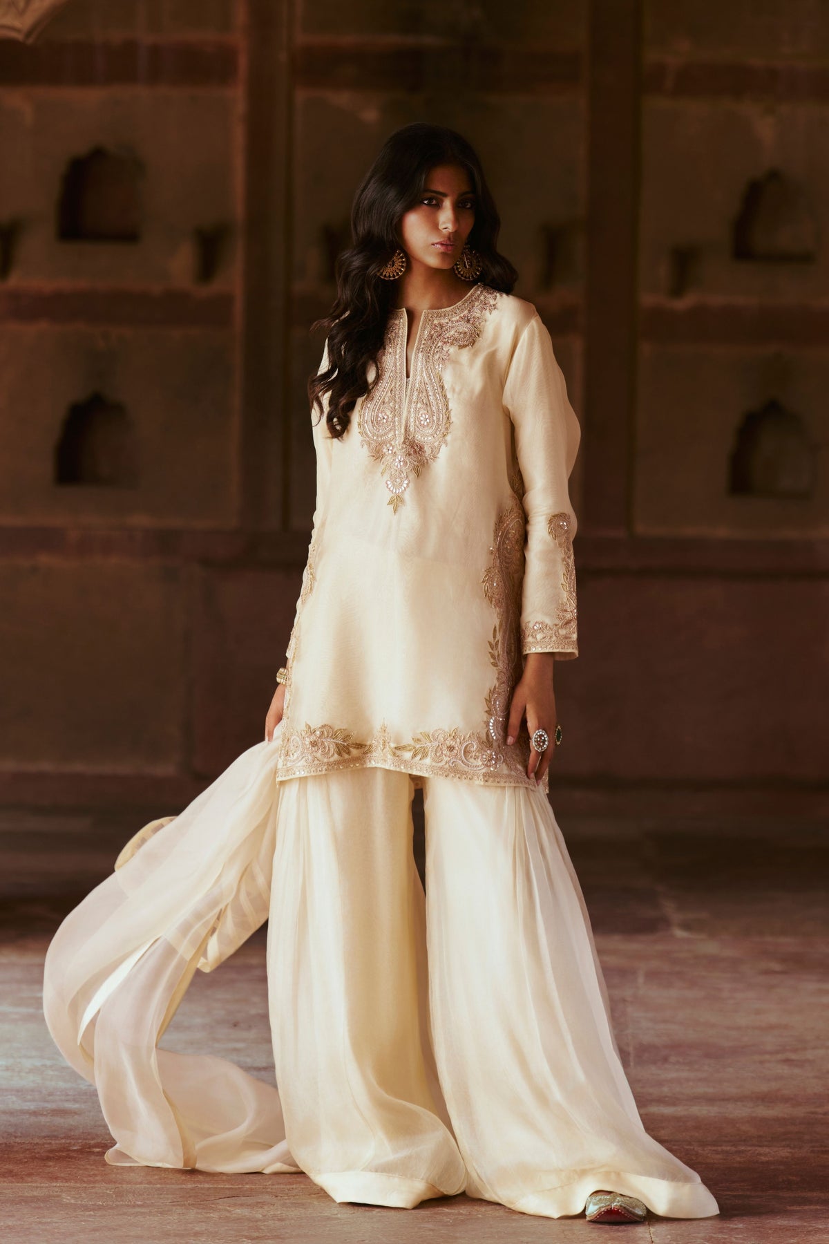 Ivory Sharara Set