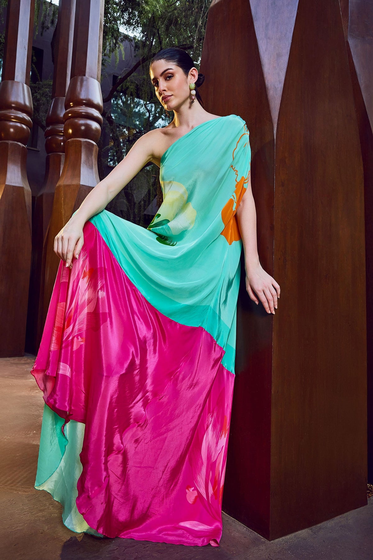 Placement One-shoulder Kaftan