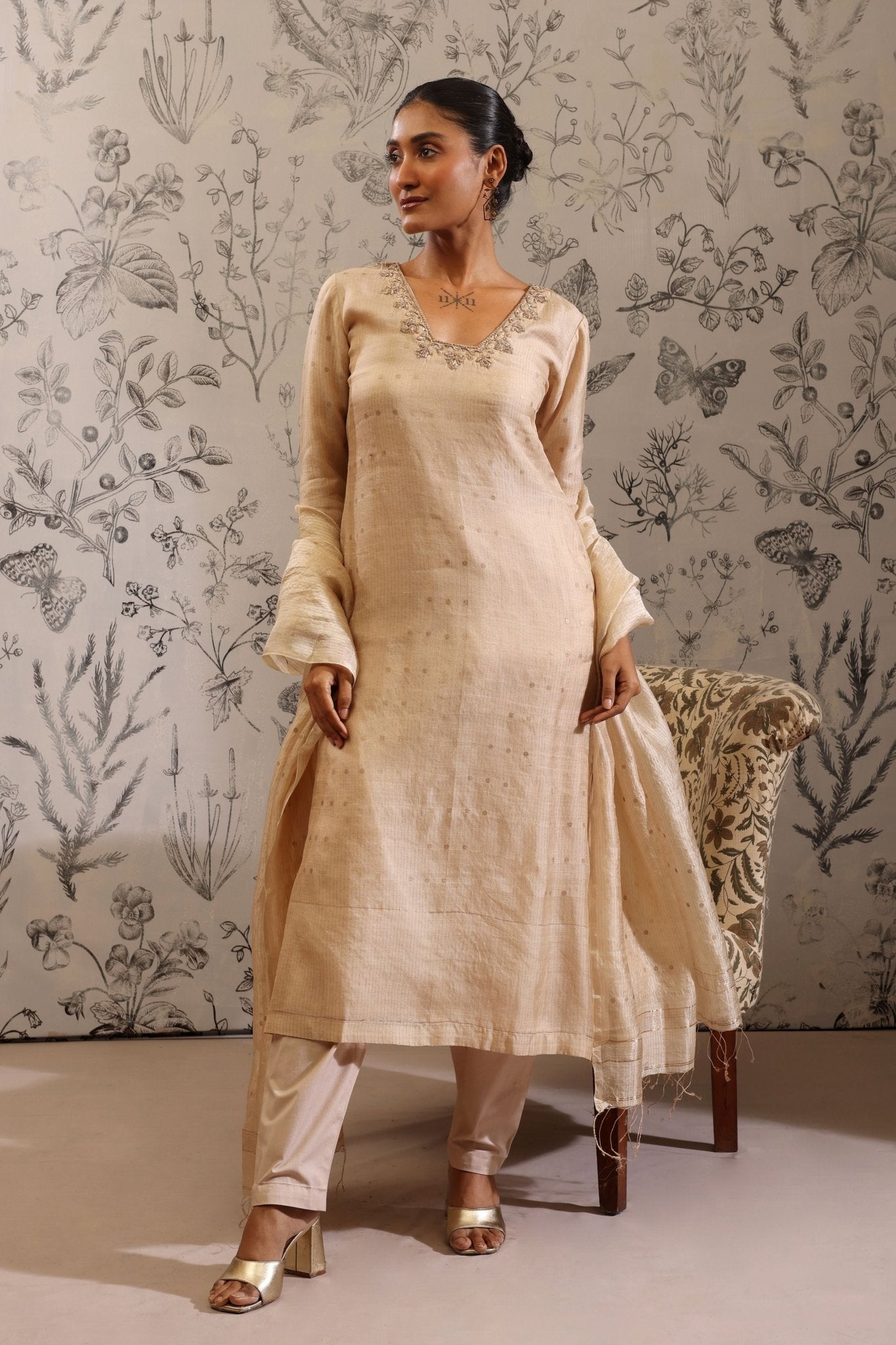 Padmini Beige Kurta Set - Taisha - Elahe