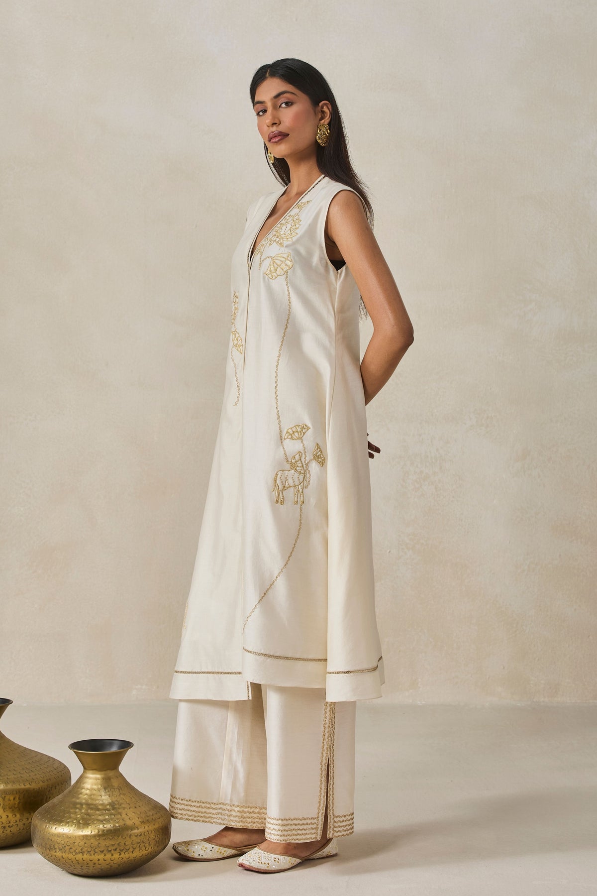 Chanderi Applique Work Kurta With Pants