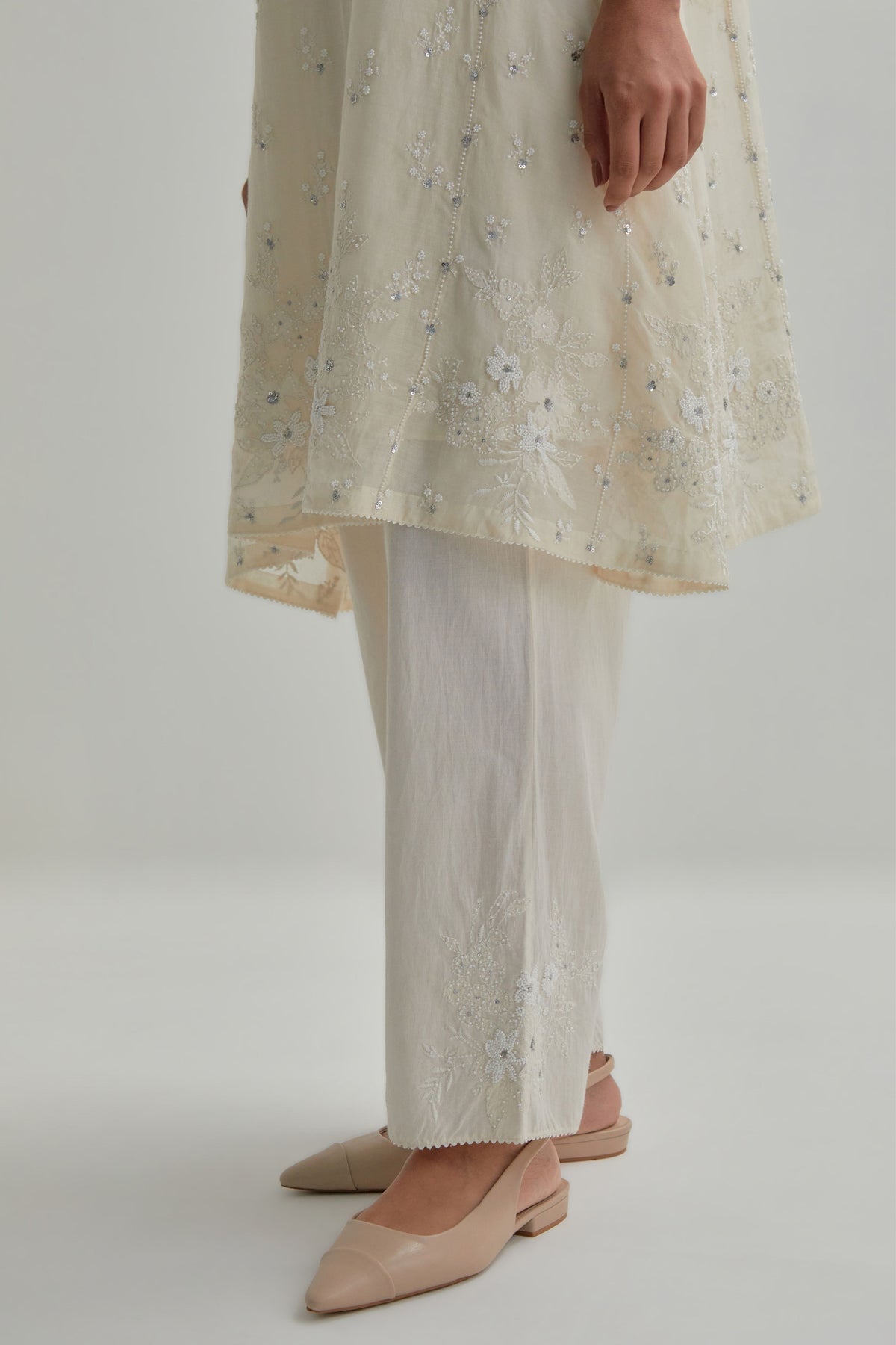 Off White Floral Short Kurta And Pants