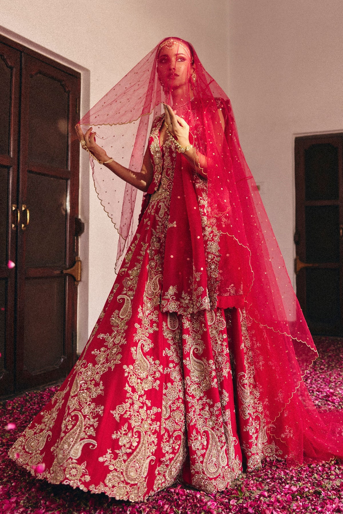 Saahat Lehenga Set