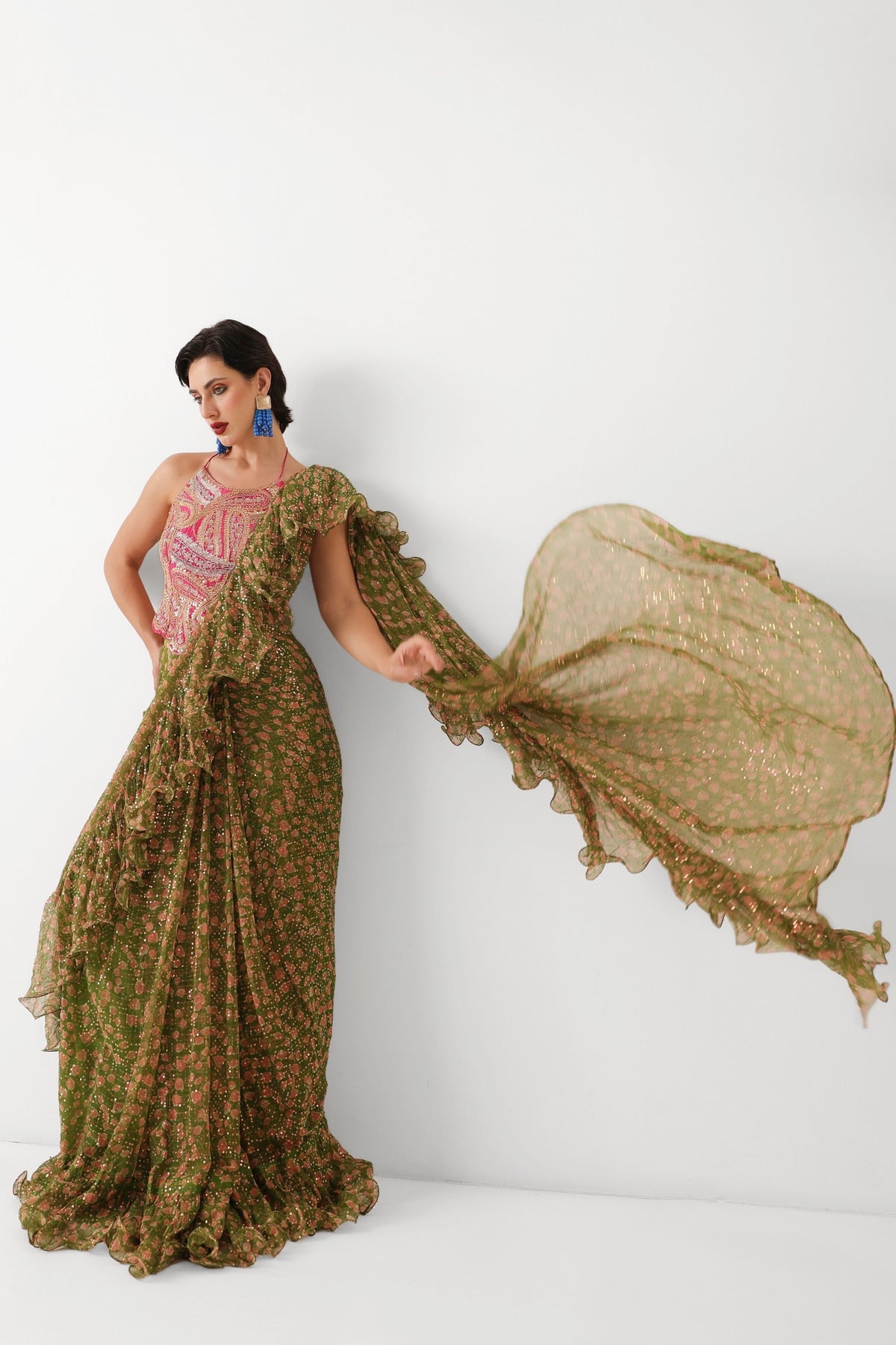 Ezra Jhilmil Saree Set