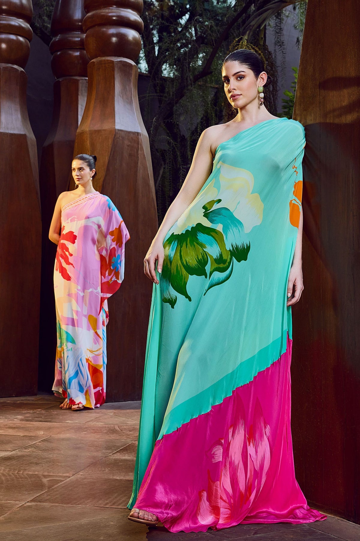 Placement One-shoulder Kaftan