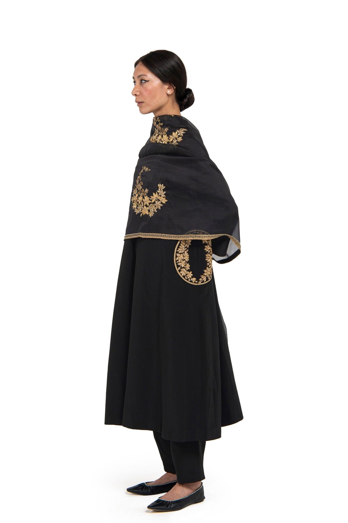 Suki Black Odhani