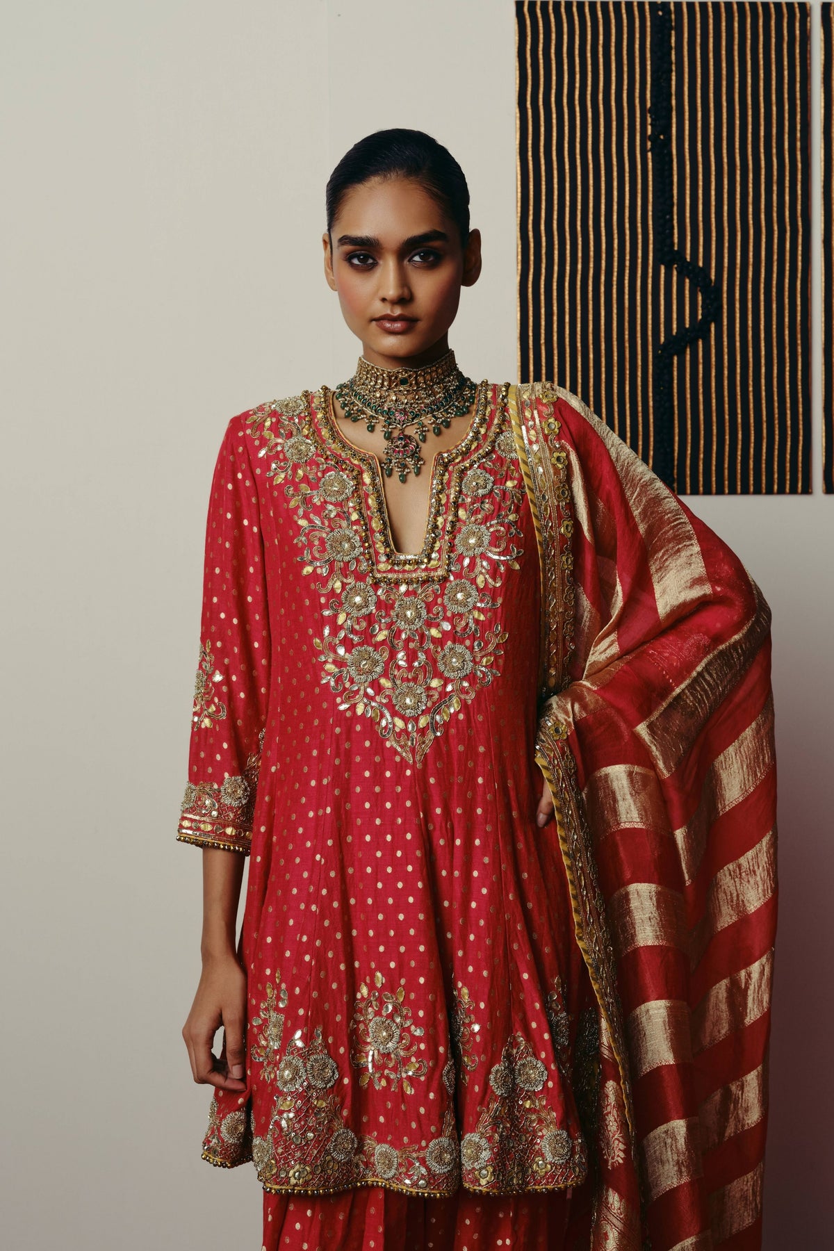 Ila Kalidaar Set