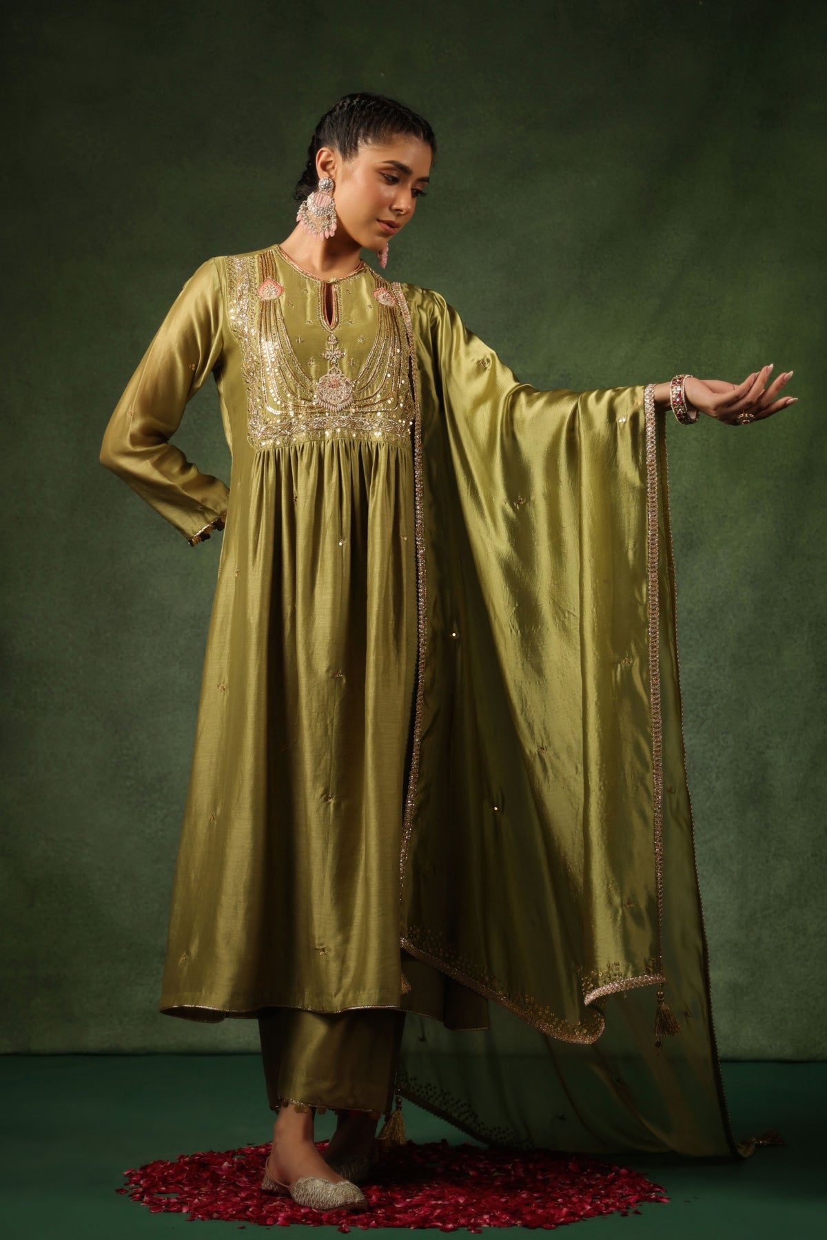 Pakeezah Jadau Kurta Set