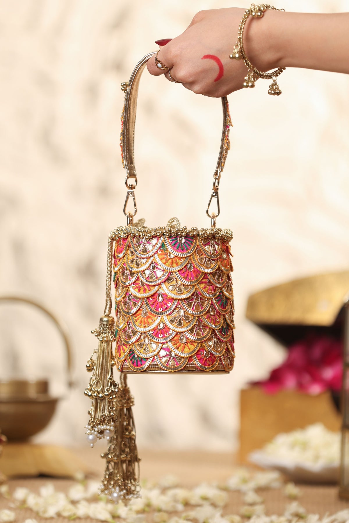 Rangmaala Potli