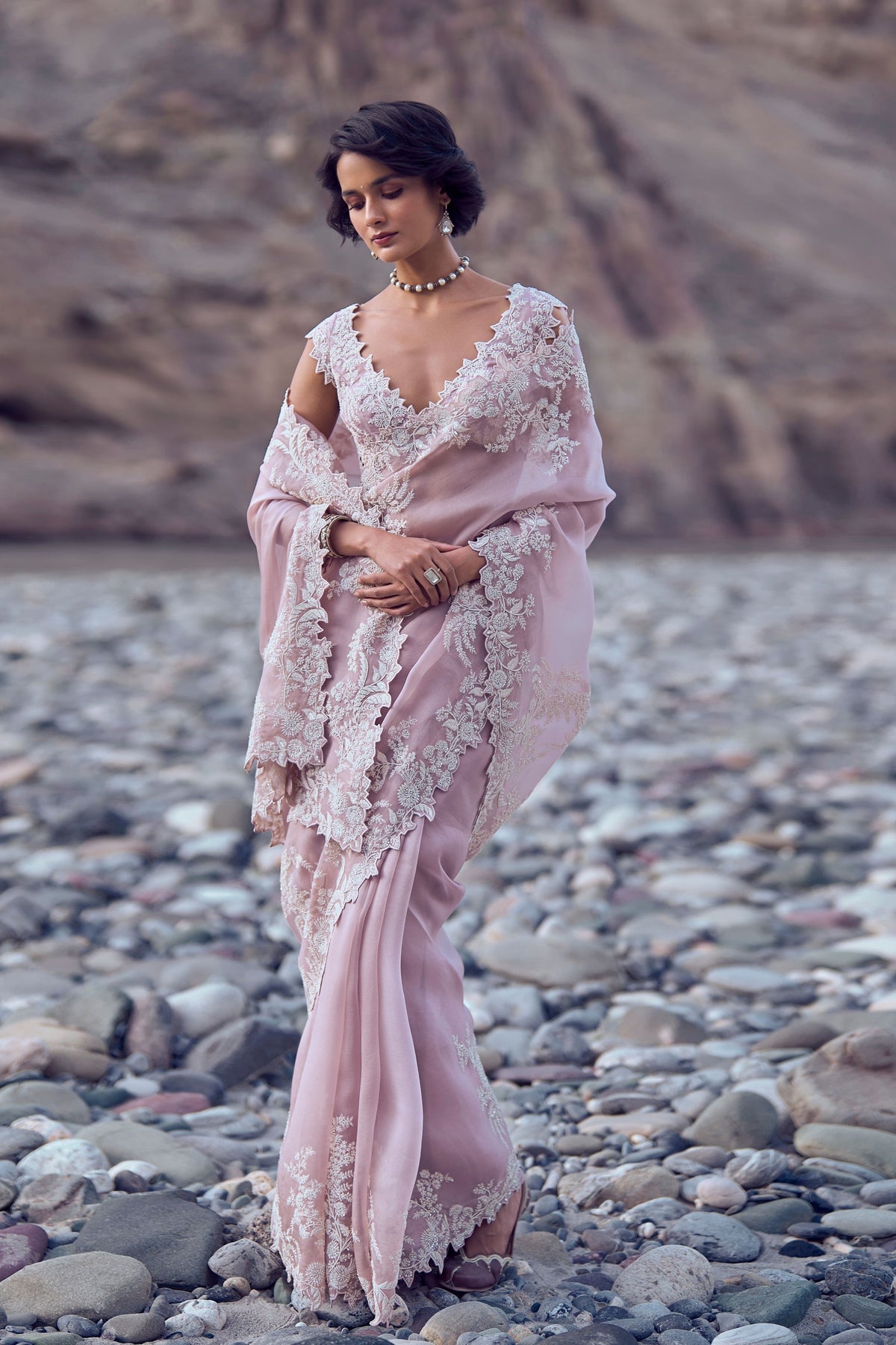 Poth Highlighted Saree Set