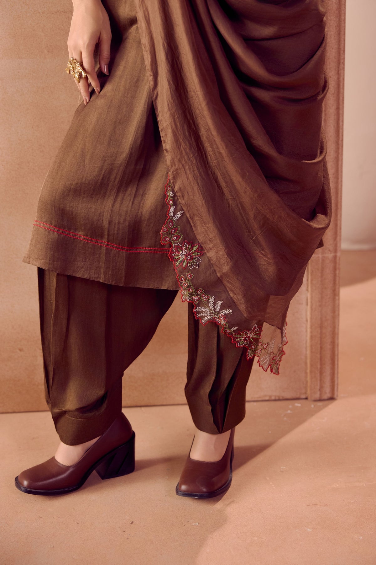 Brown Box Pleated Pants Kurta Set