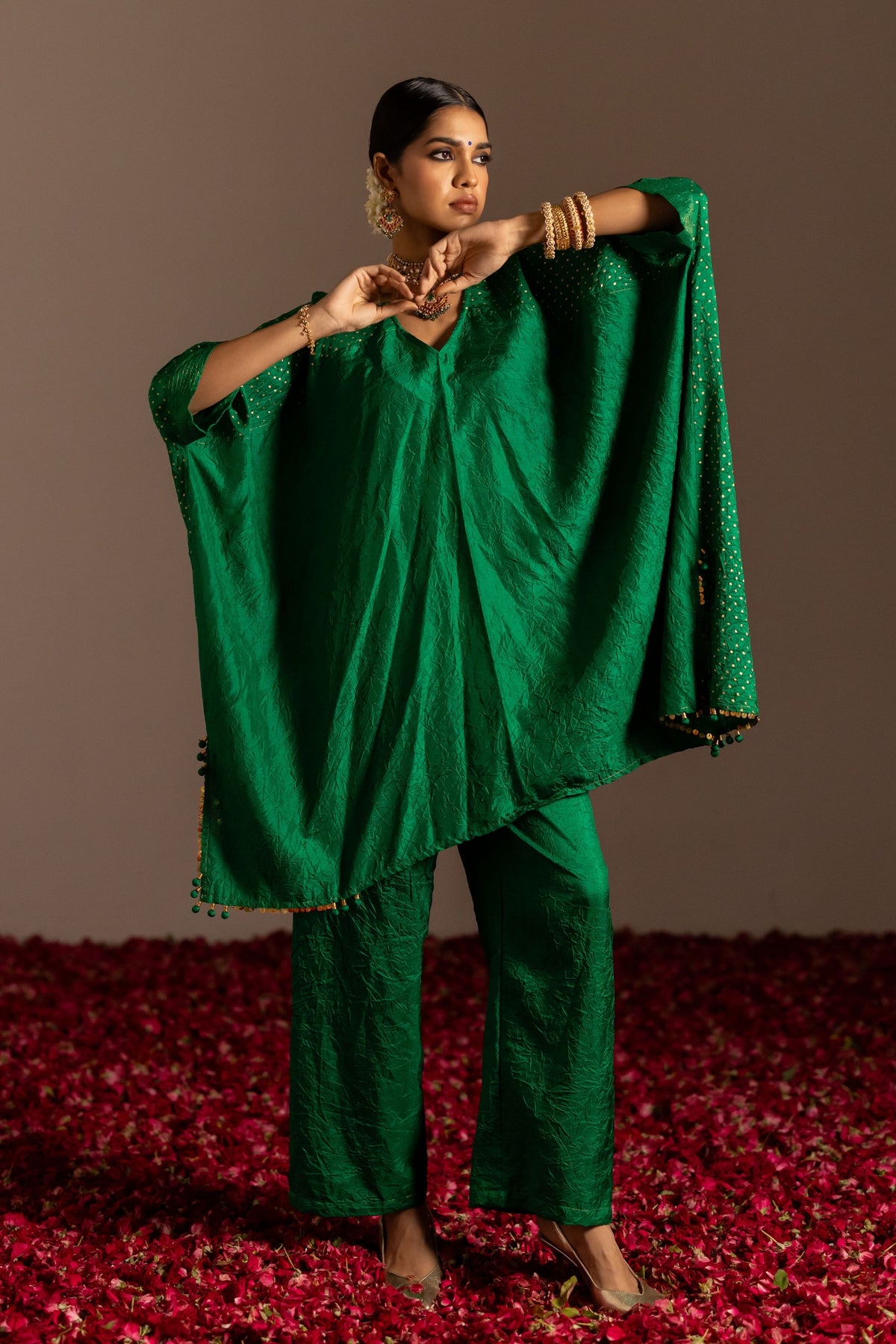 V-Neck Kurta Pants Set