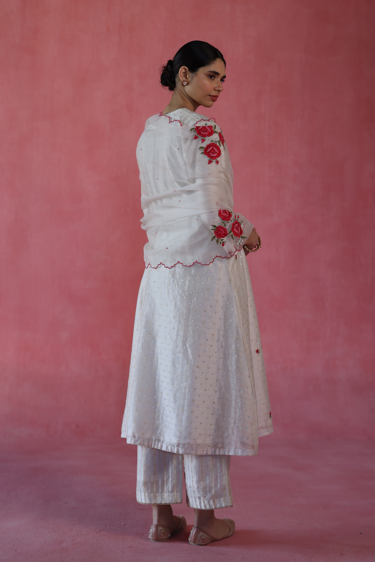 Ivory Zaafran Kurta Set