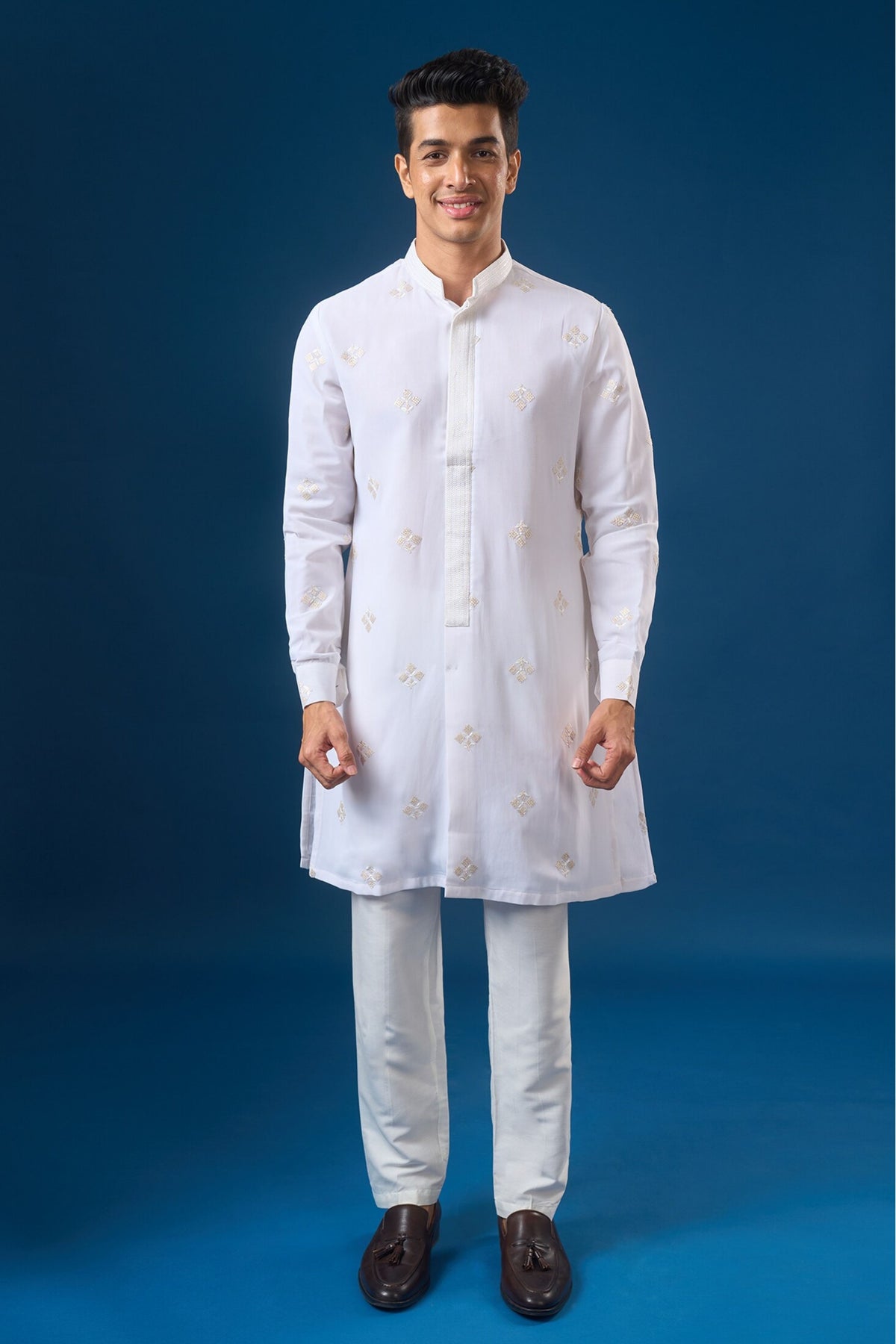 White Embroidered Kurta