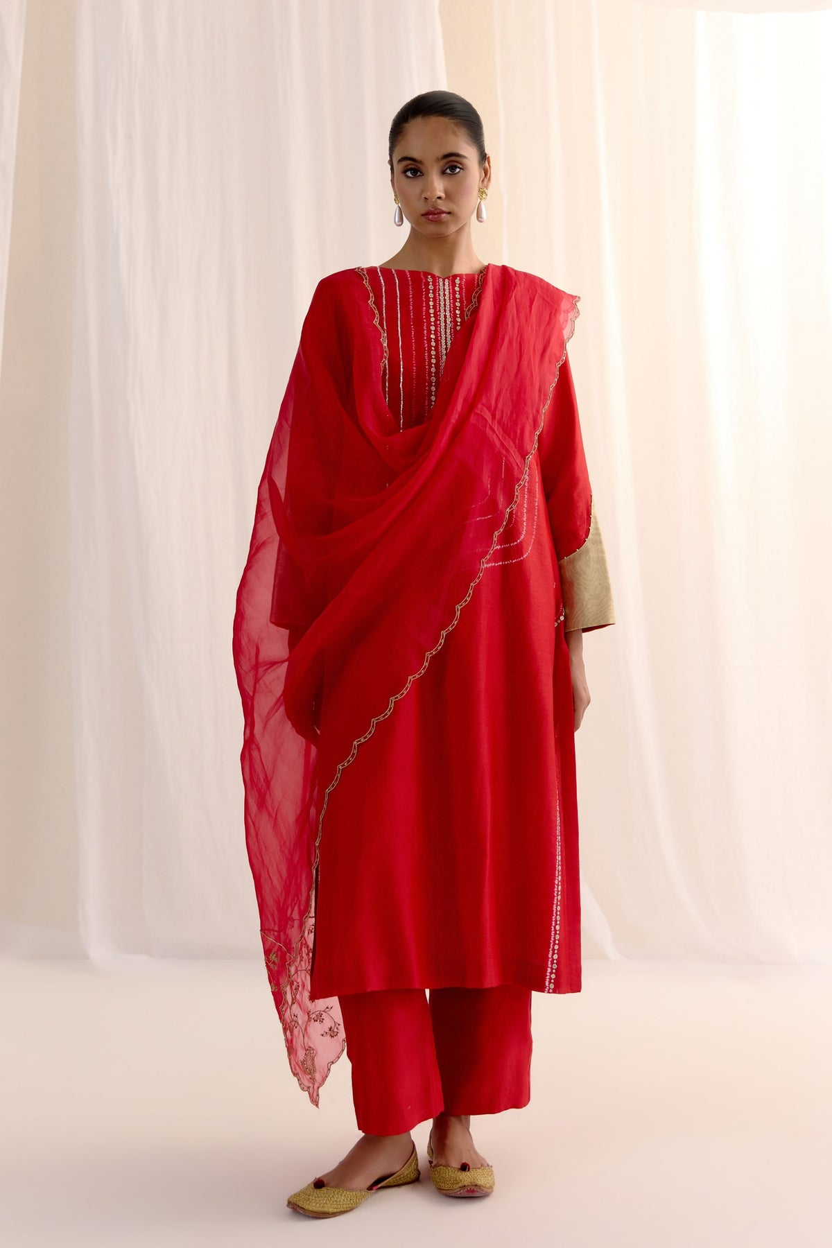 Rang-e-surkh Kurta Set