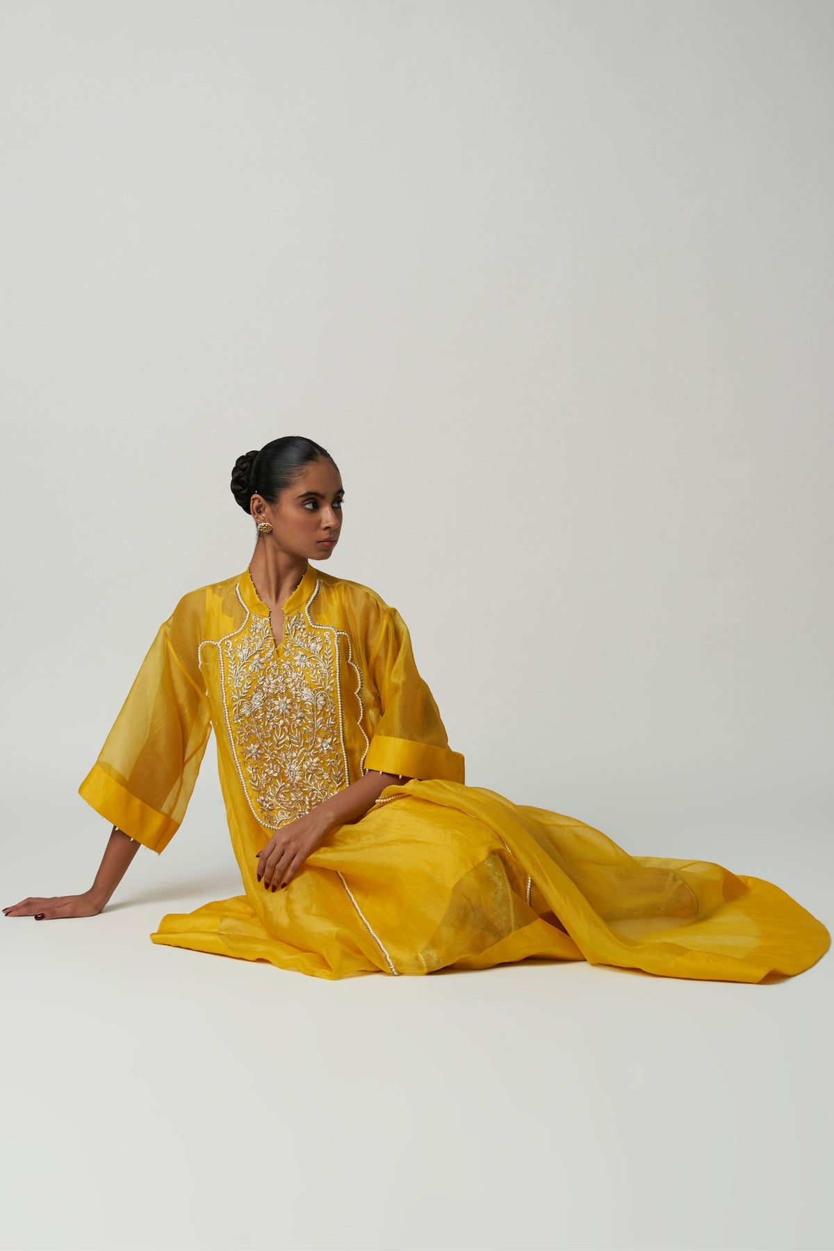 Amber Gul-e-mehrab Kurta Set