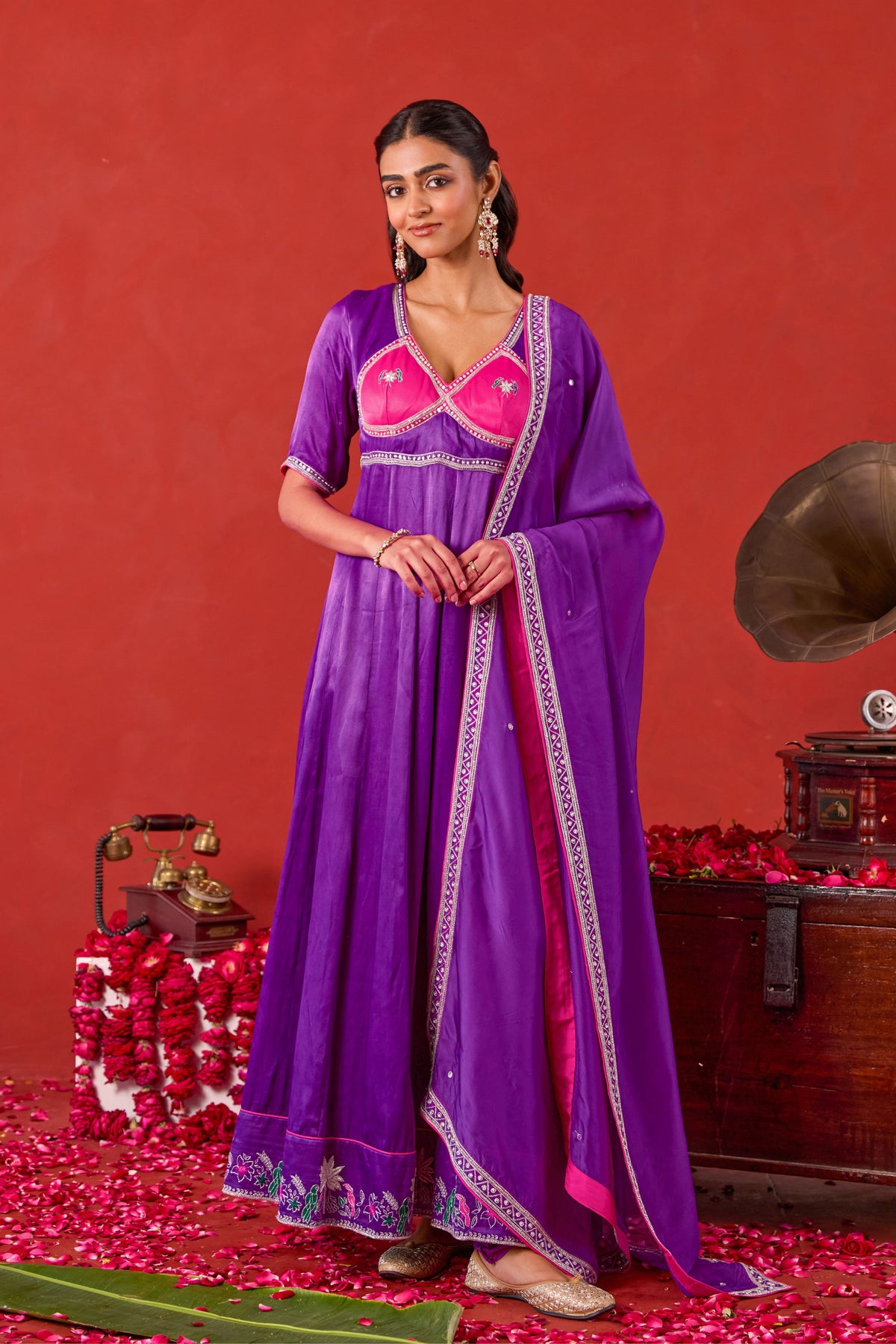 Noorvi Kurta Set