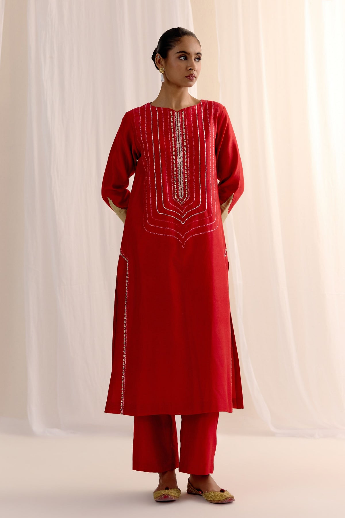 Rang-e-surkh Kurta Set