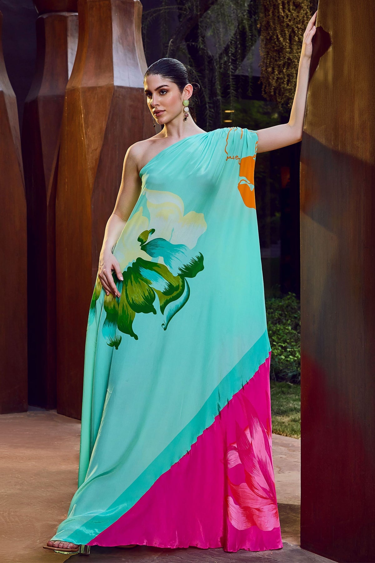 Placement One-shoulder Kaftan