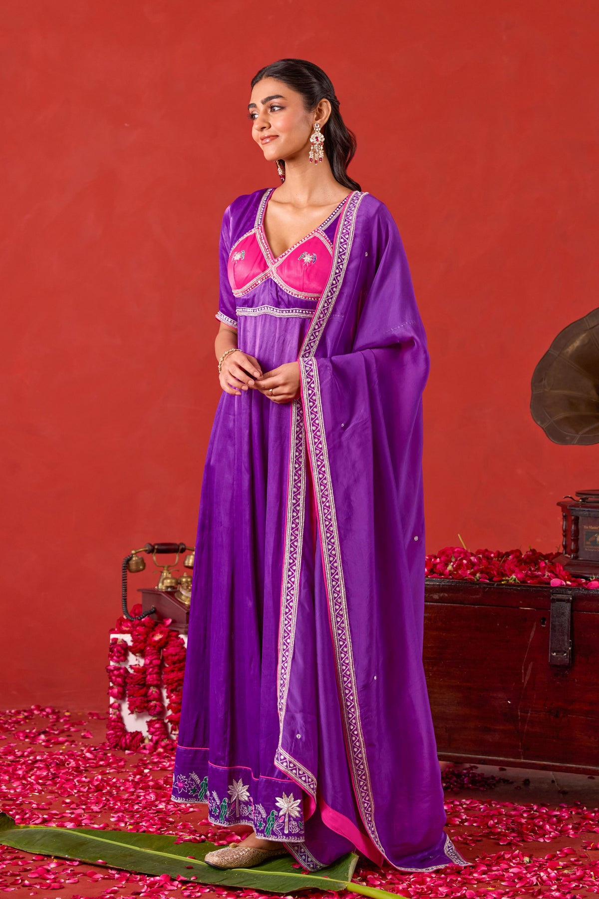 Noorvi Kurta Set