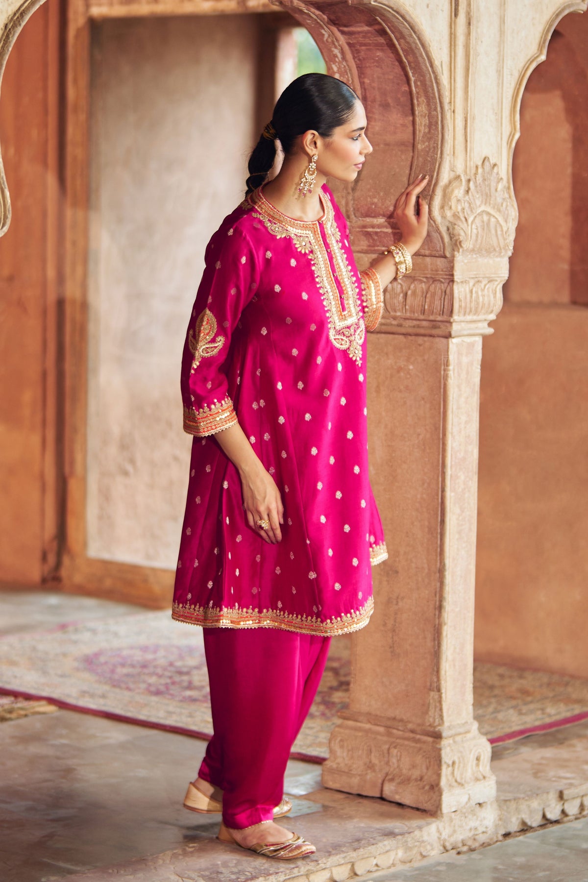 Inaayat Pink Chauga With Salwar