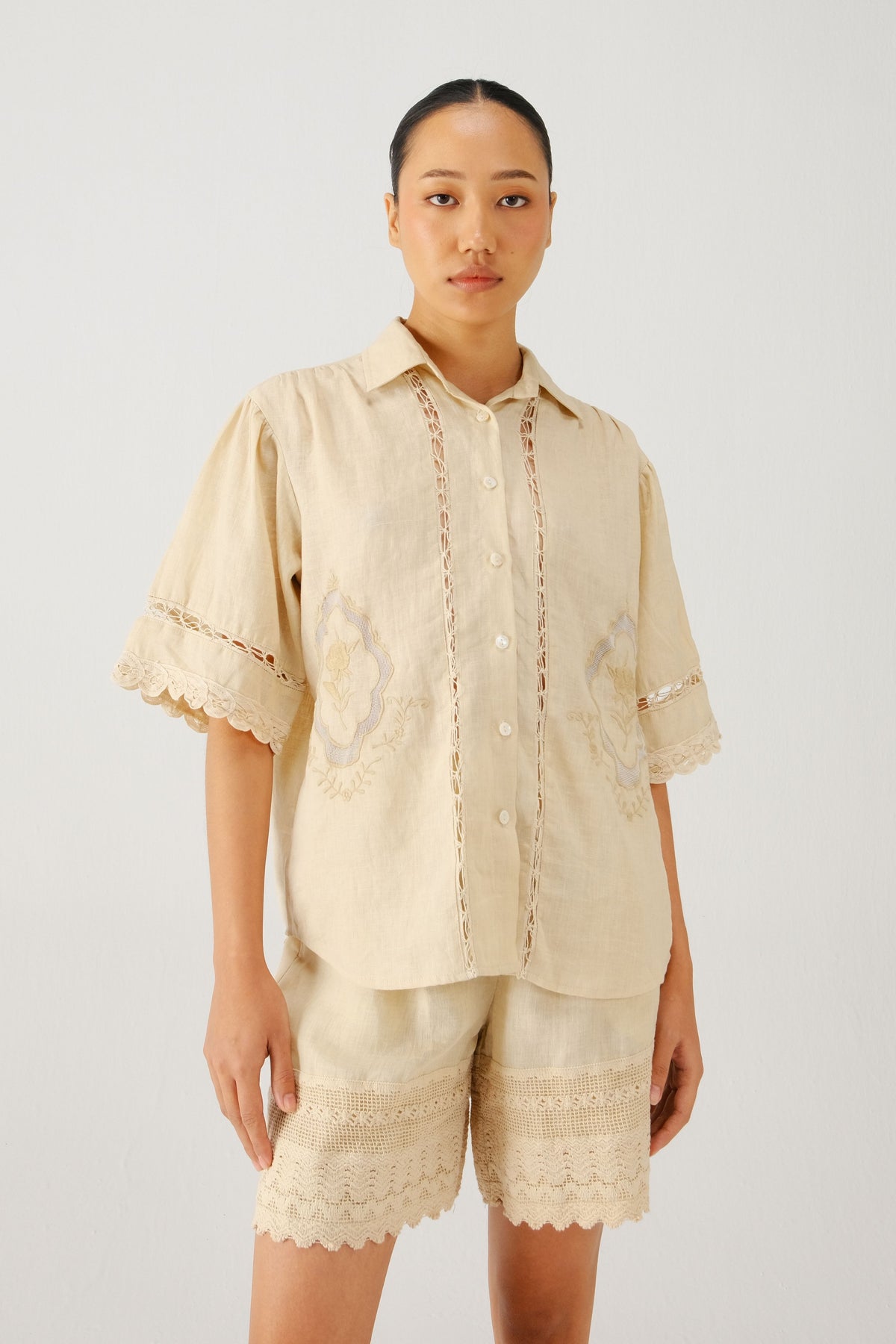 Ivory Victorian Set