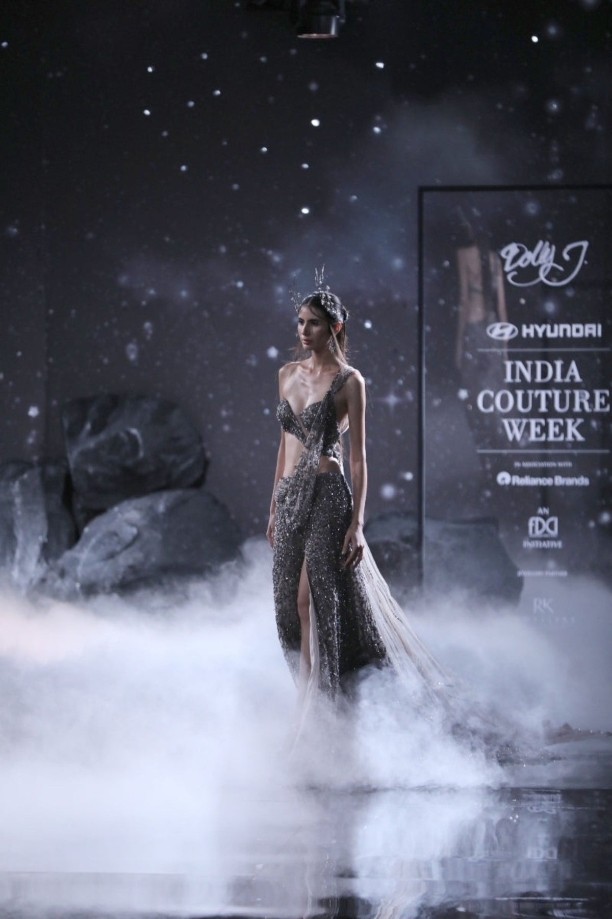 Arete gown