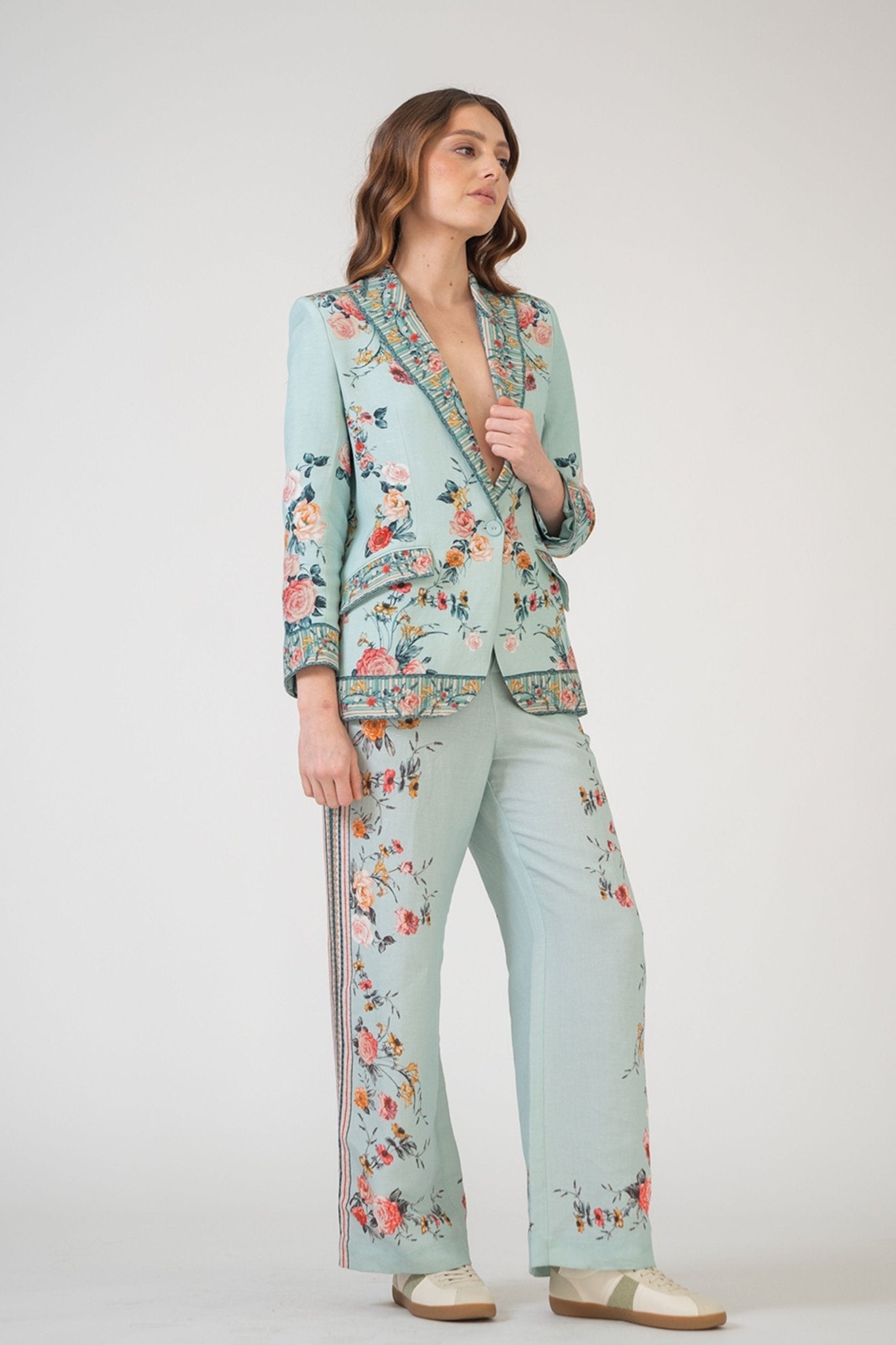 Lorina Knotch Jacket - Ranna Gill - Elahe