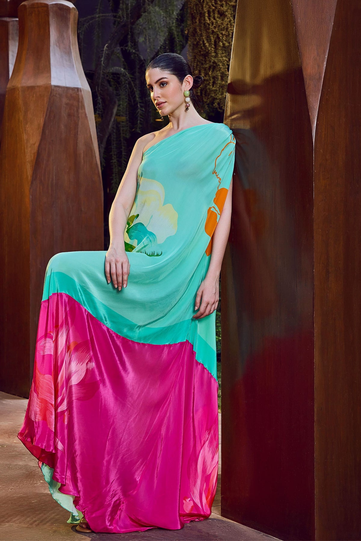 Placement One-shoulder Kaftan