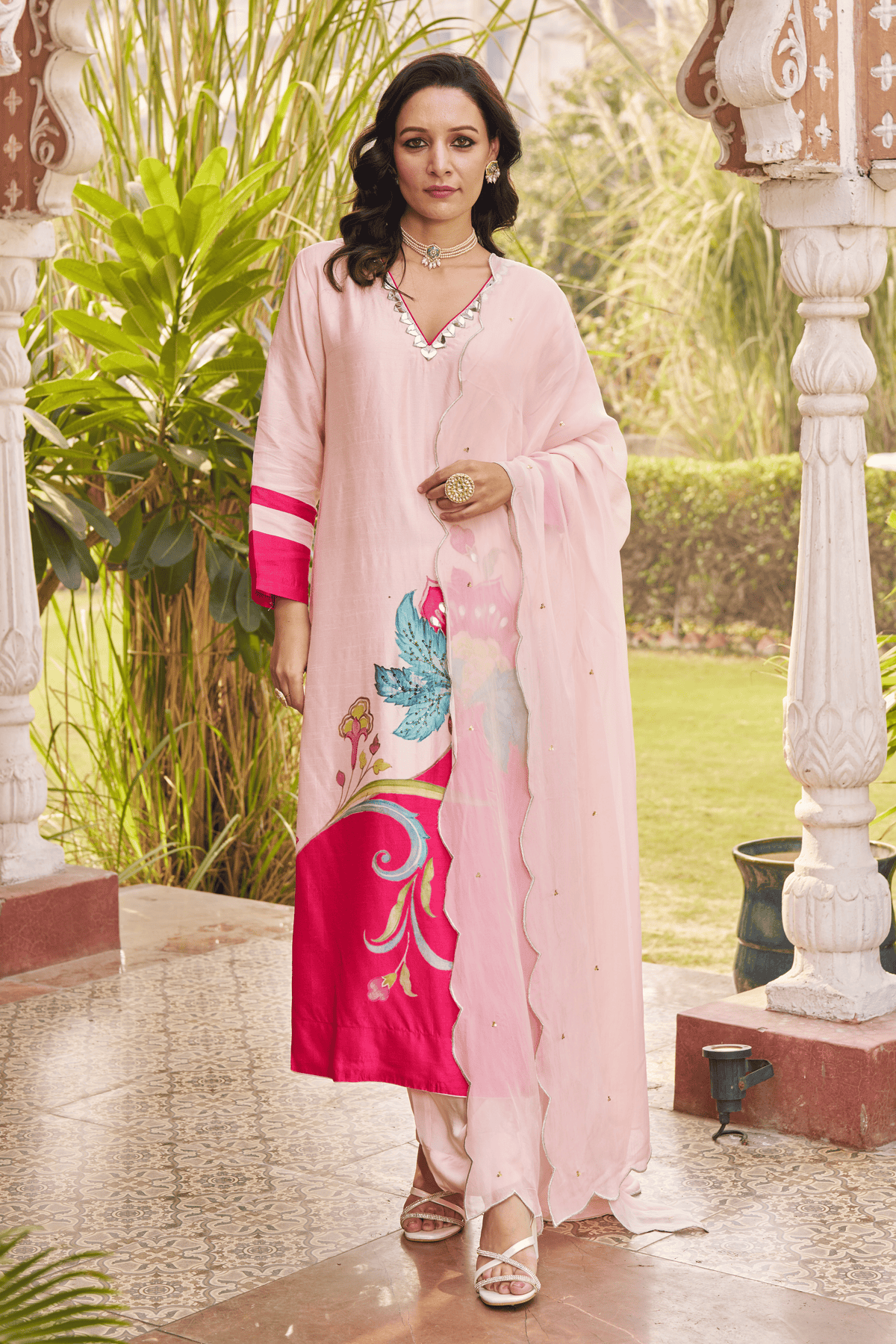 Nayaab Pink Kurta Set