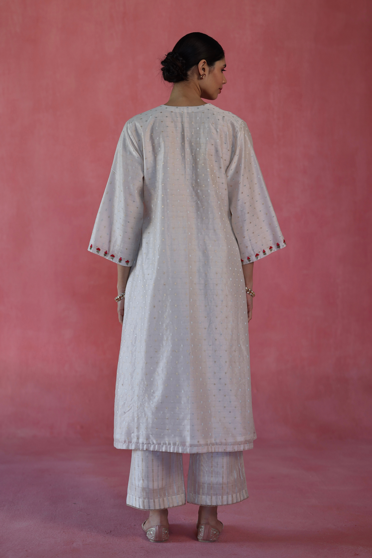 Ivory Zaafran Kurta Set