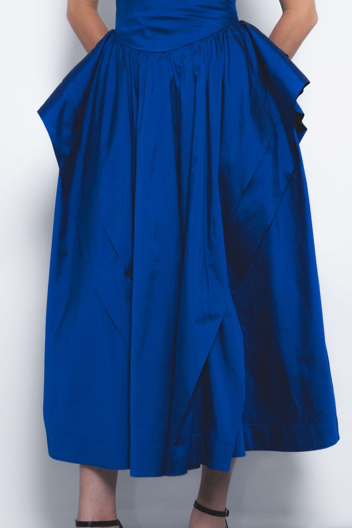 Alae Dress